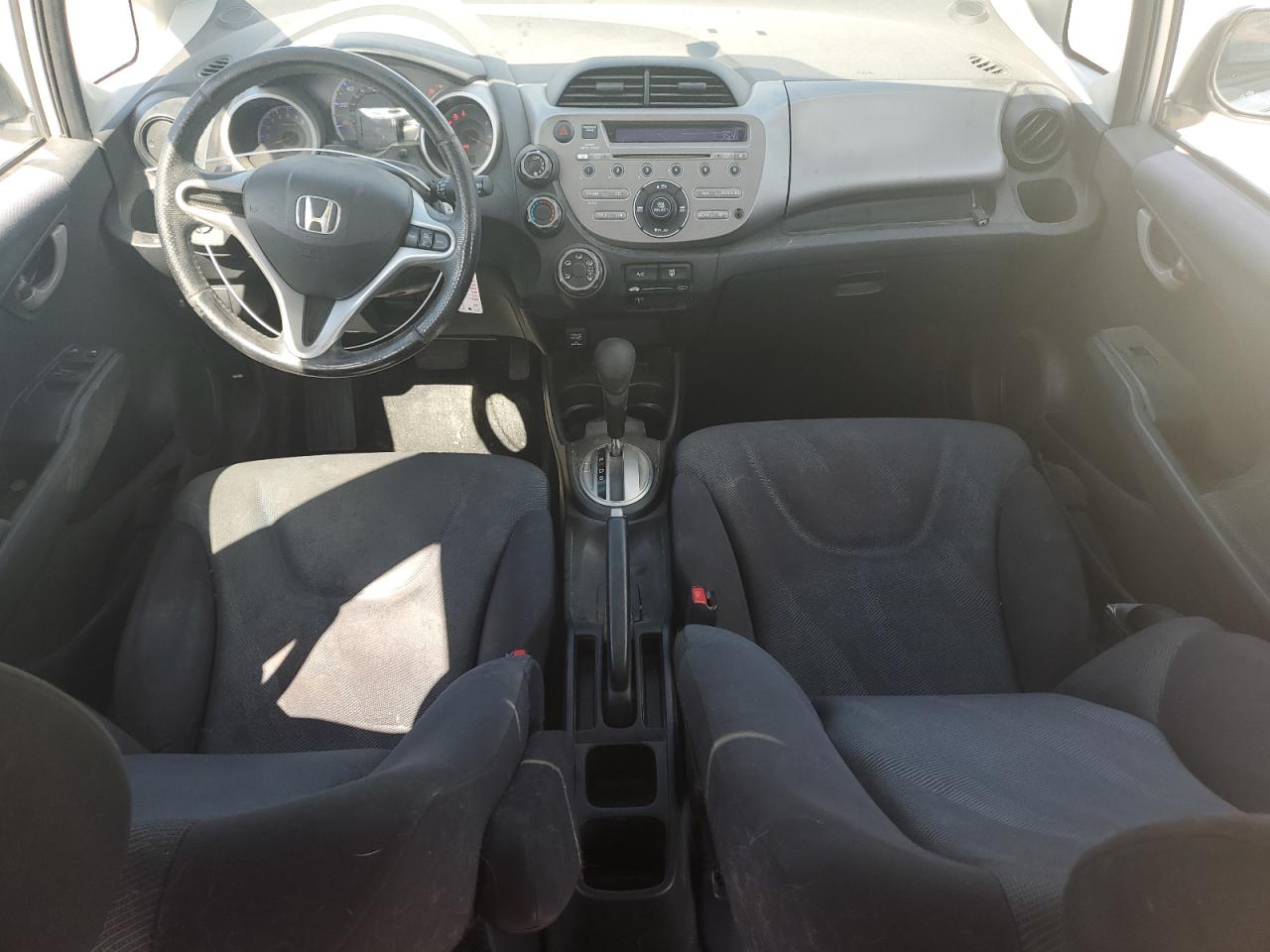 2011 Honda Fit Sport Silver vin: JHMGE8H57BC027713