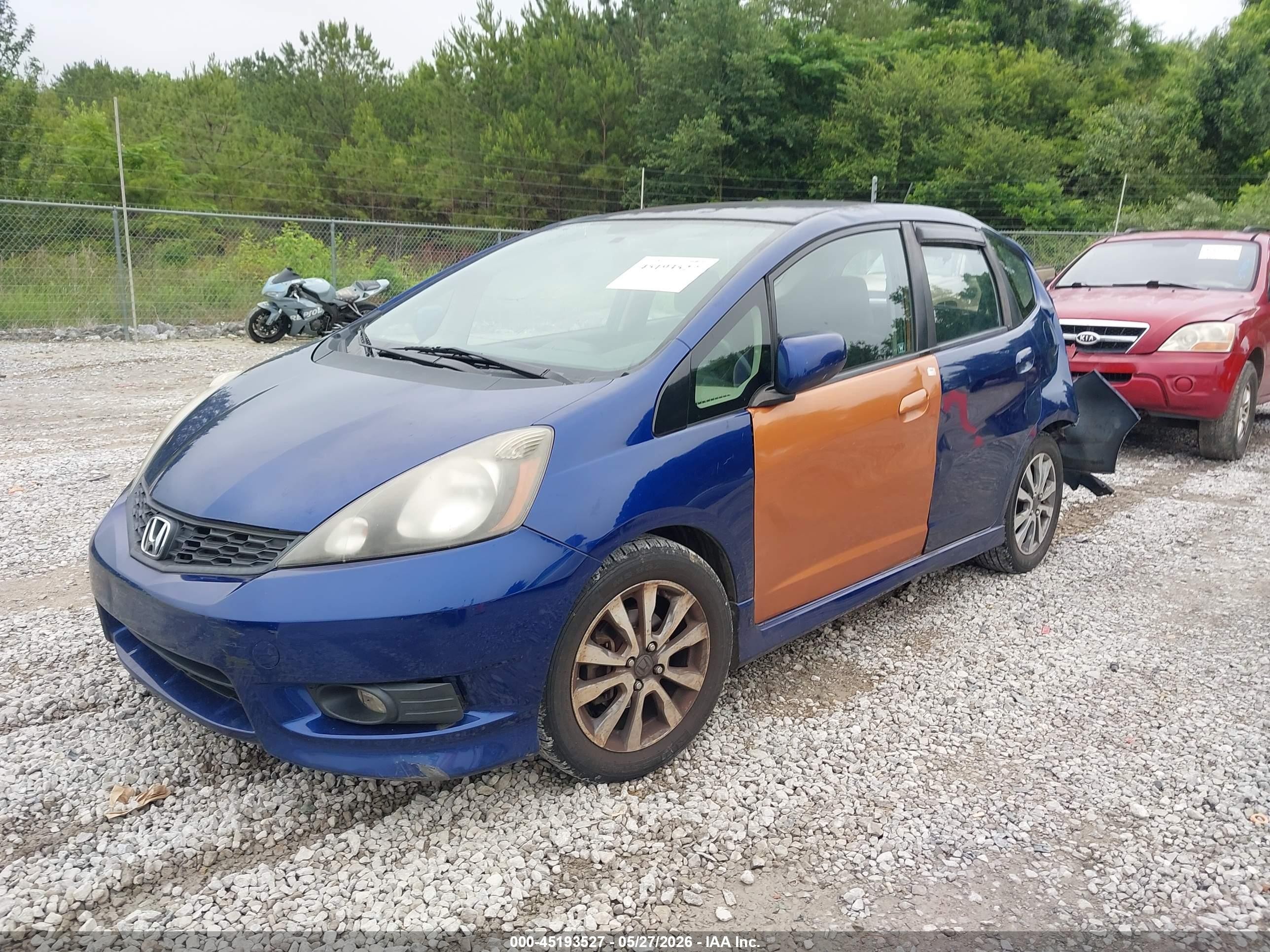 2012 Honda Fit Sport Blue vin: JHMGE8H57CC008371