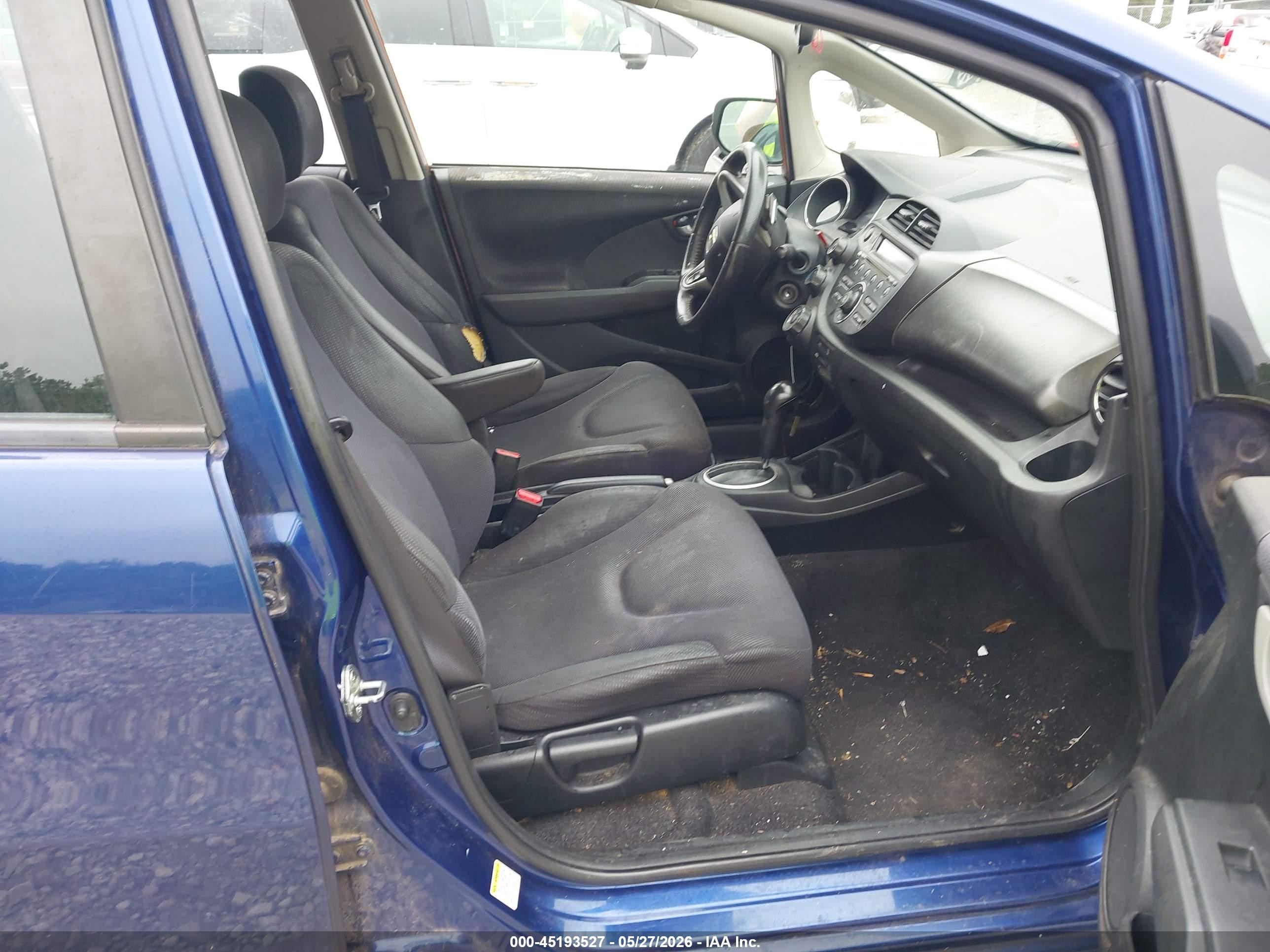 2012 Honda Fit Sport Blue vin: JHMGE8H57CC008371