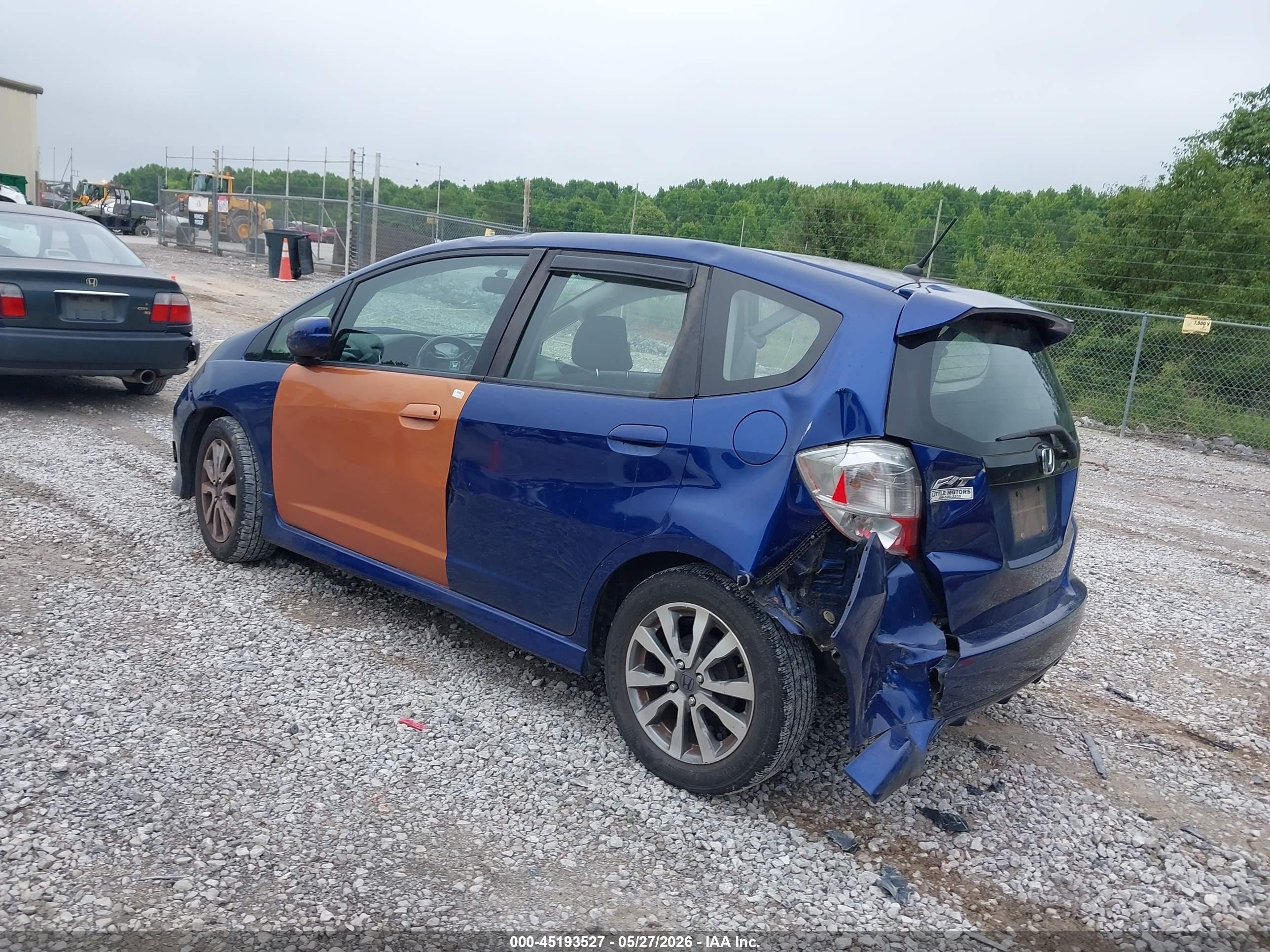 2012 Honda Fit Sport Blue vin: JHMGE8H57CC008371