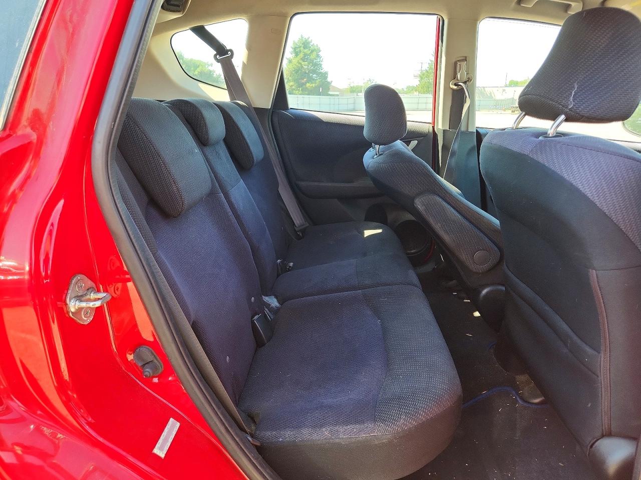 2012 Honda Fit Sport Red vin: JHMGE8H57CC012520