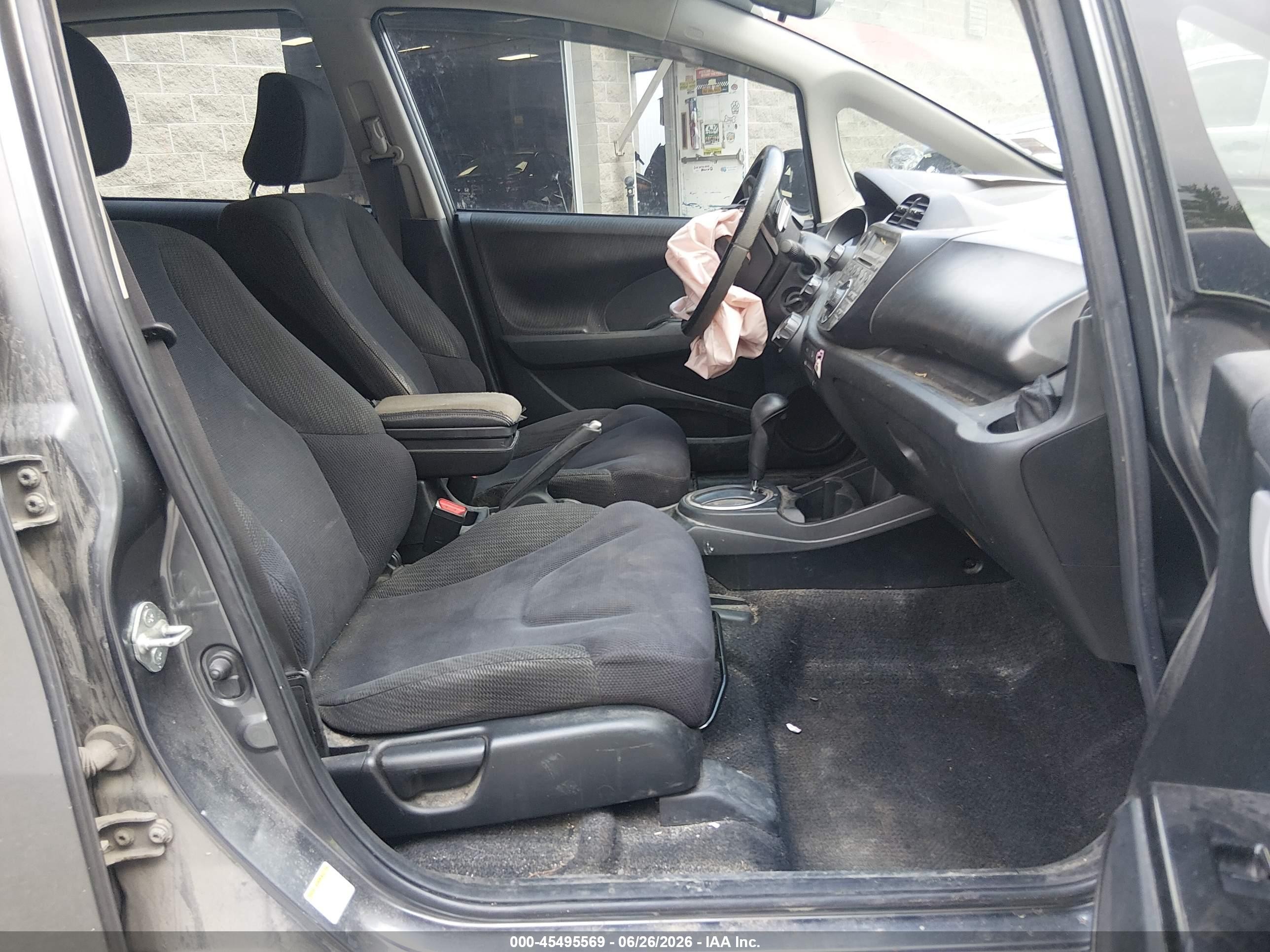2012 Honda Fit Sport Gray vin: JHMGE8H57CC035151