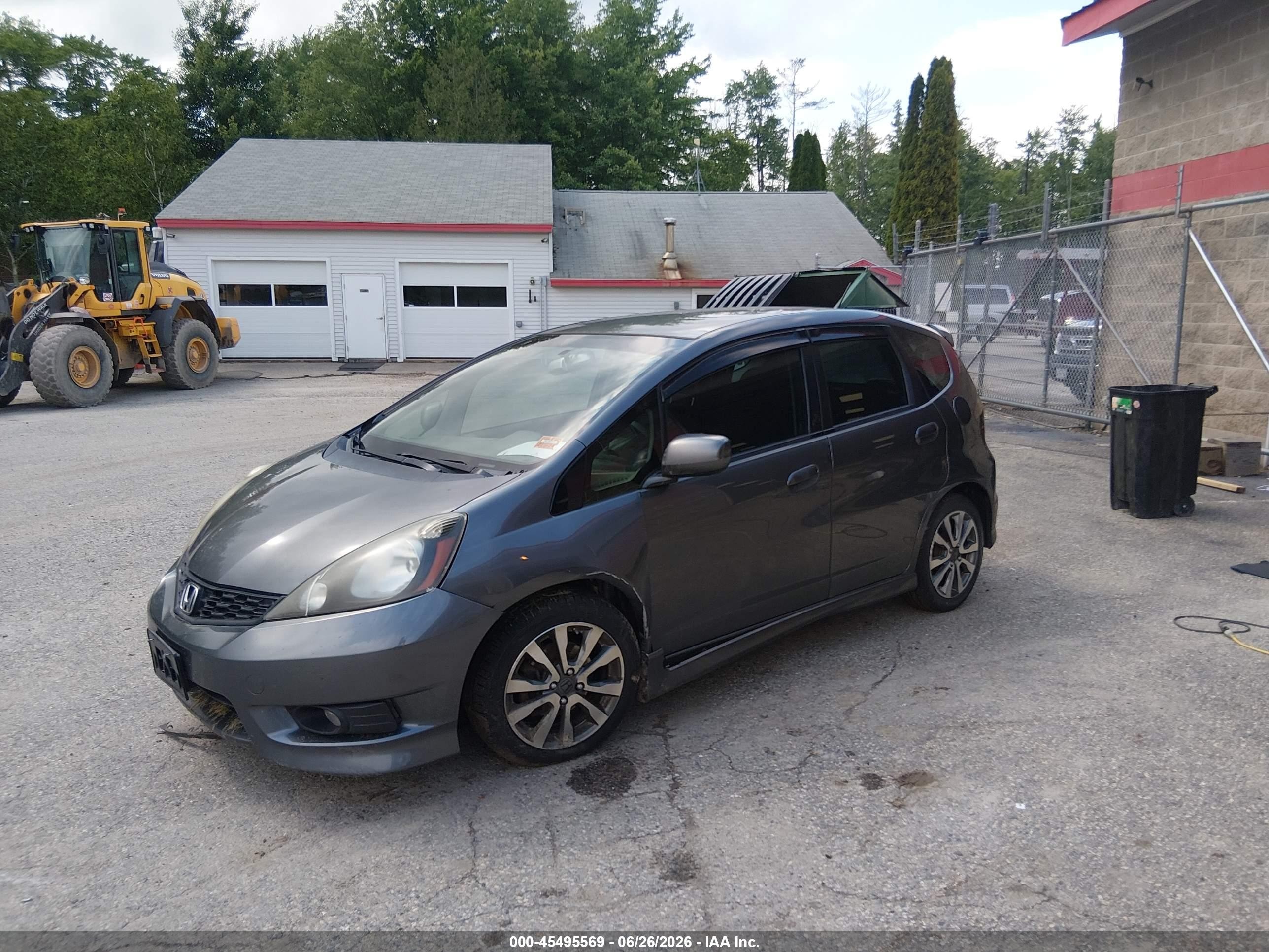2012 Honda Fit Sport Gray vin: JHMGE8H57CC035151