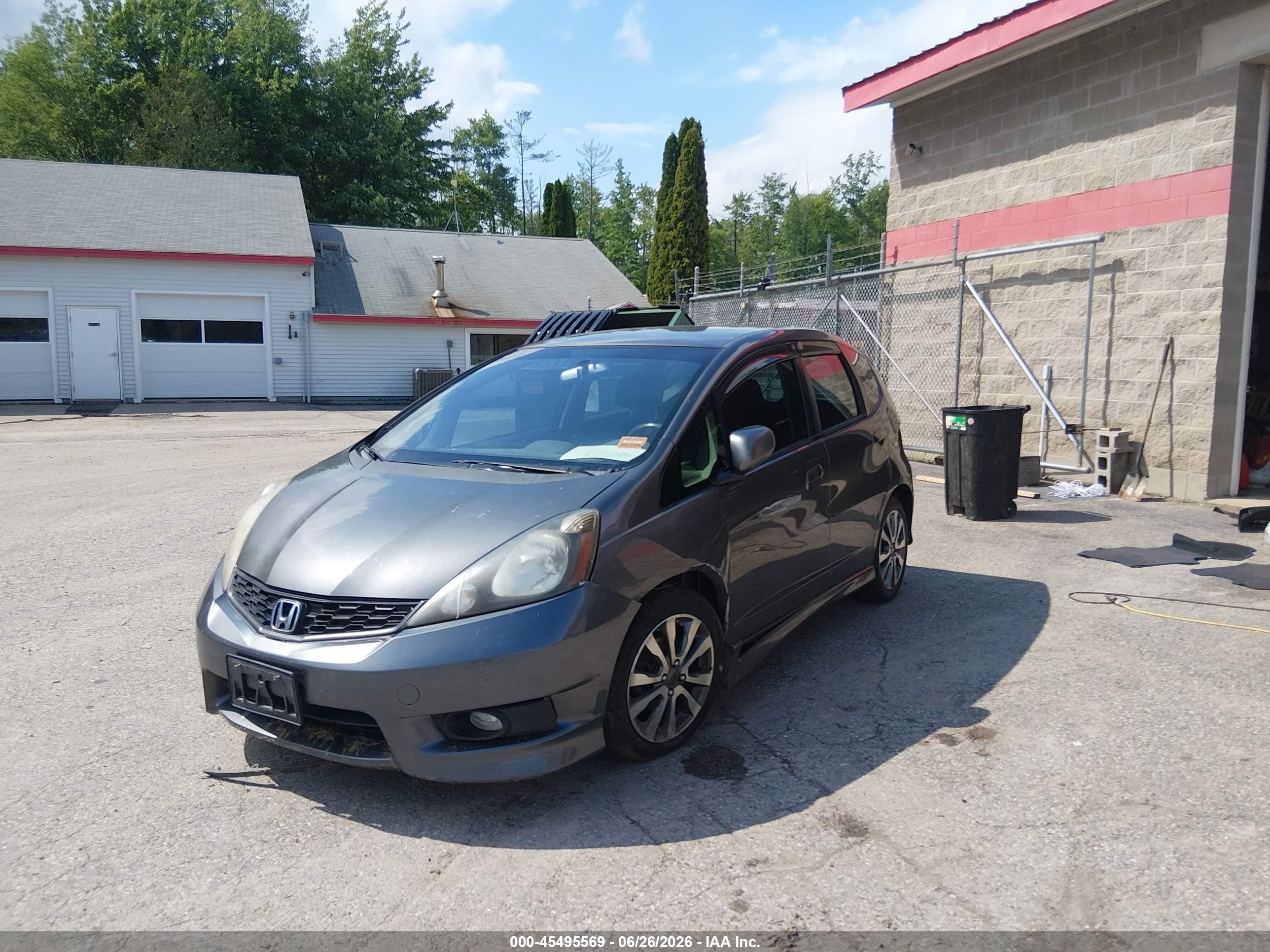 2012 Honda Fit Sport Gray vin: JHMGE8H57CC035151