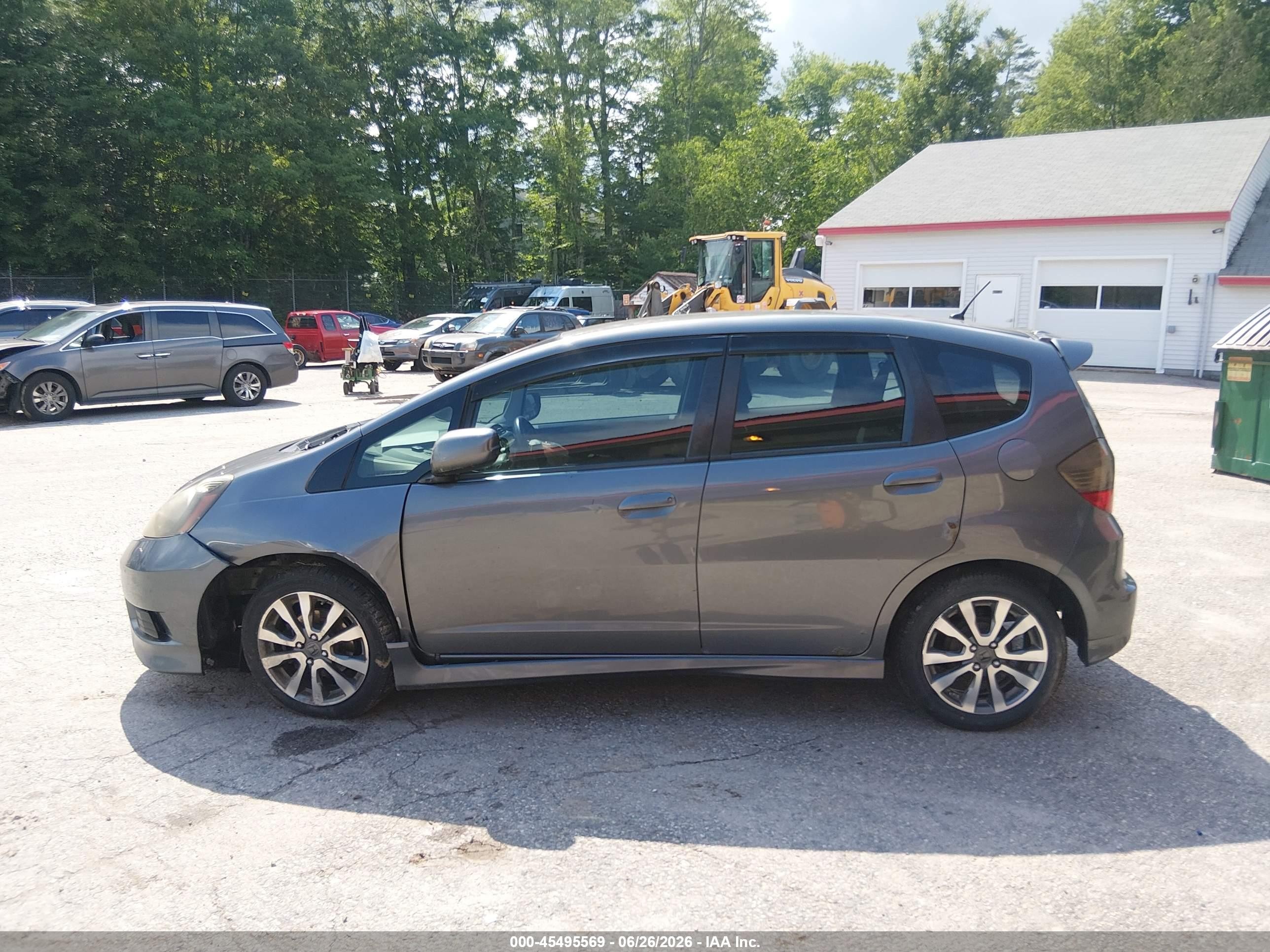 2012 Honda Fit Sport Gray vin: JHMGE8H57CC035151