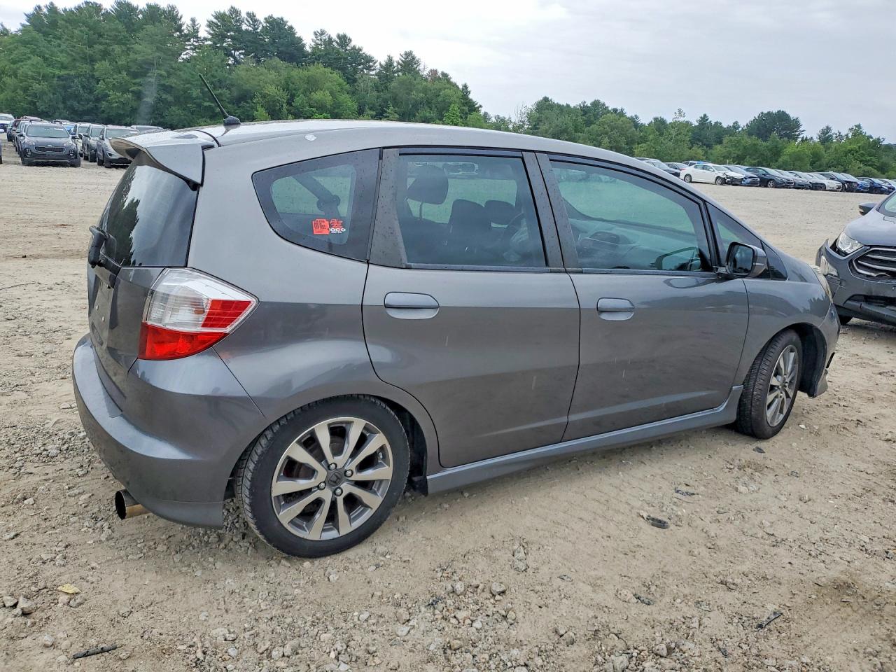 2013 Honda Fit Sport Gray vin: JHMGE8H57DC041324