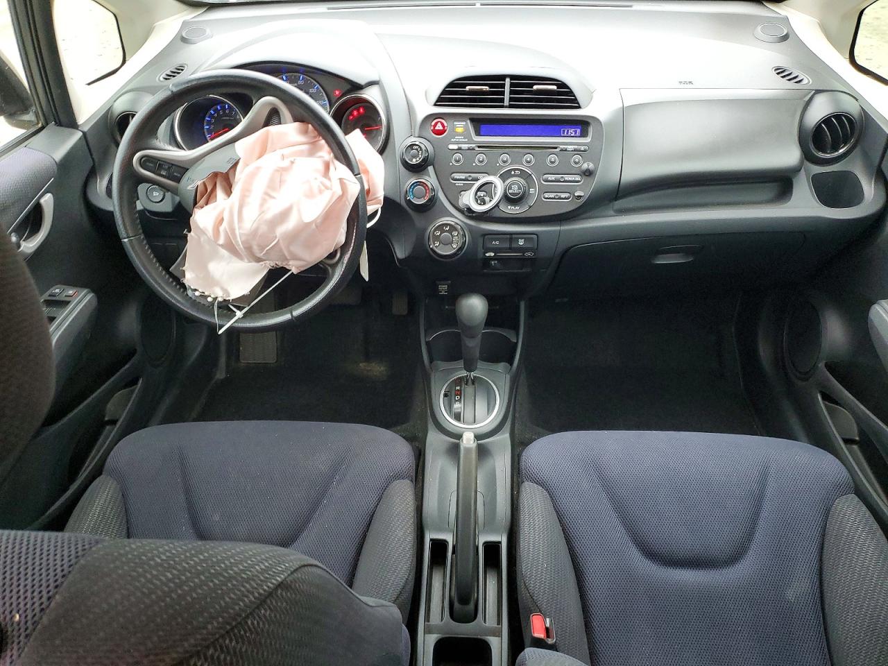 2013 Honda Fit Sport Gray vin: JHMGE8H57DC041324