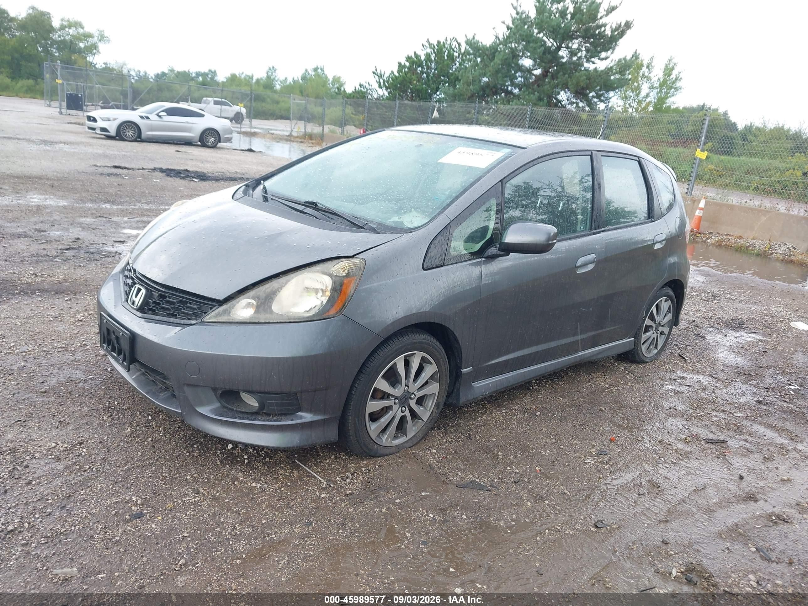 2013 Honda Fit Sport Gray vin: JHMGE8H57DC041999