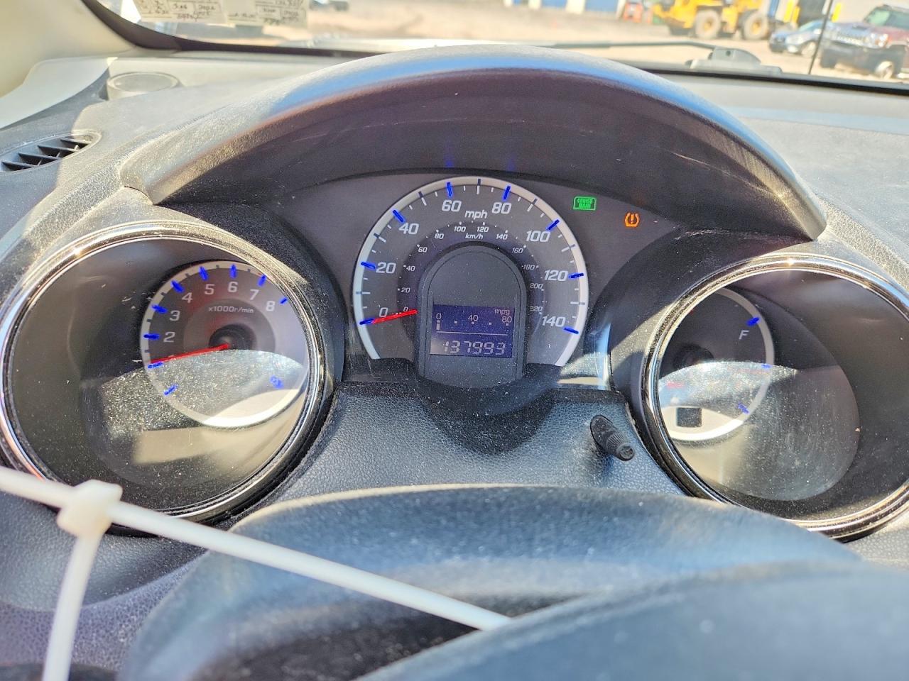 2013 Honda Fit Sport Silver vin: JHMGE8H57DC042781