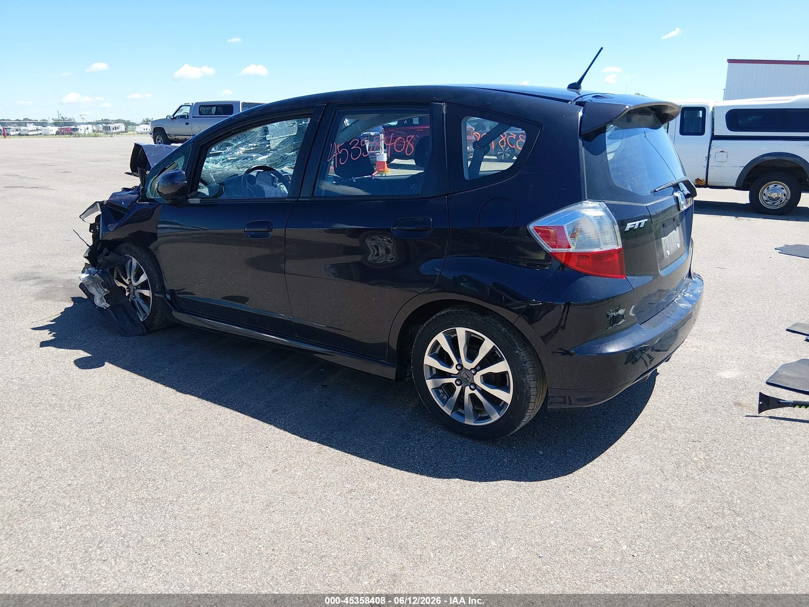 2013 Honda Fit Sport Purple vin: JHMGE8H57DC072069