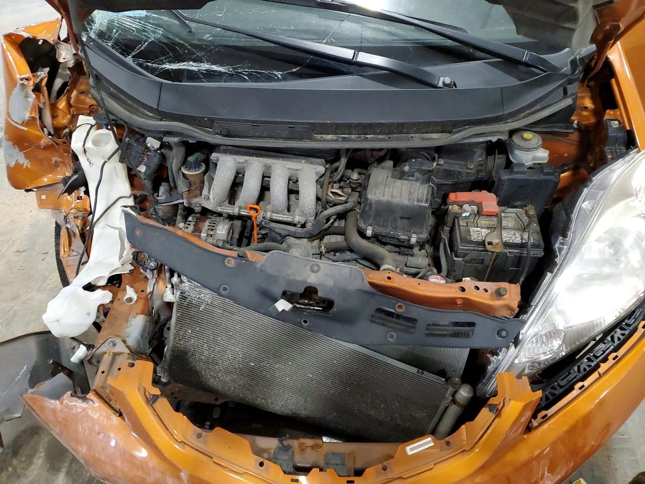 2011 Honda Fit Sport Orange vin: JHMGE8H58BC009480