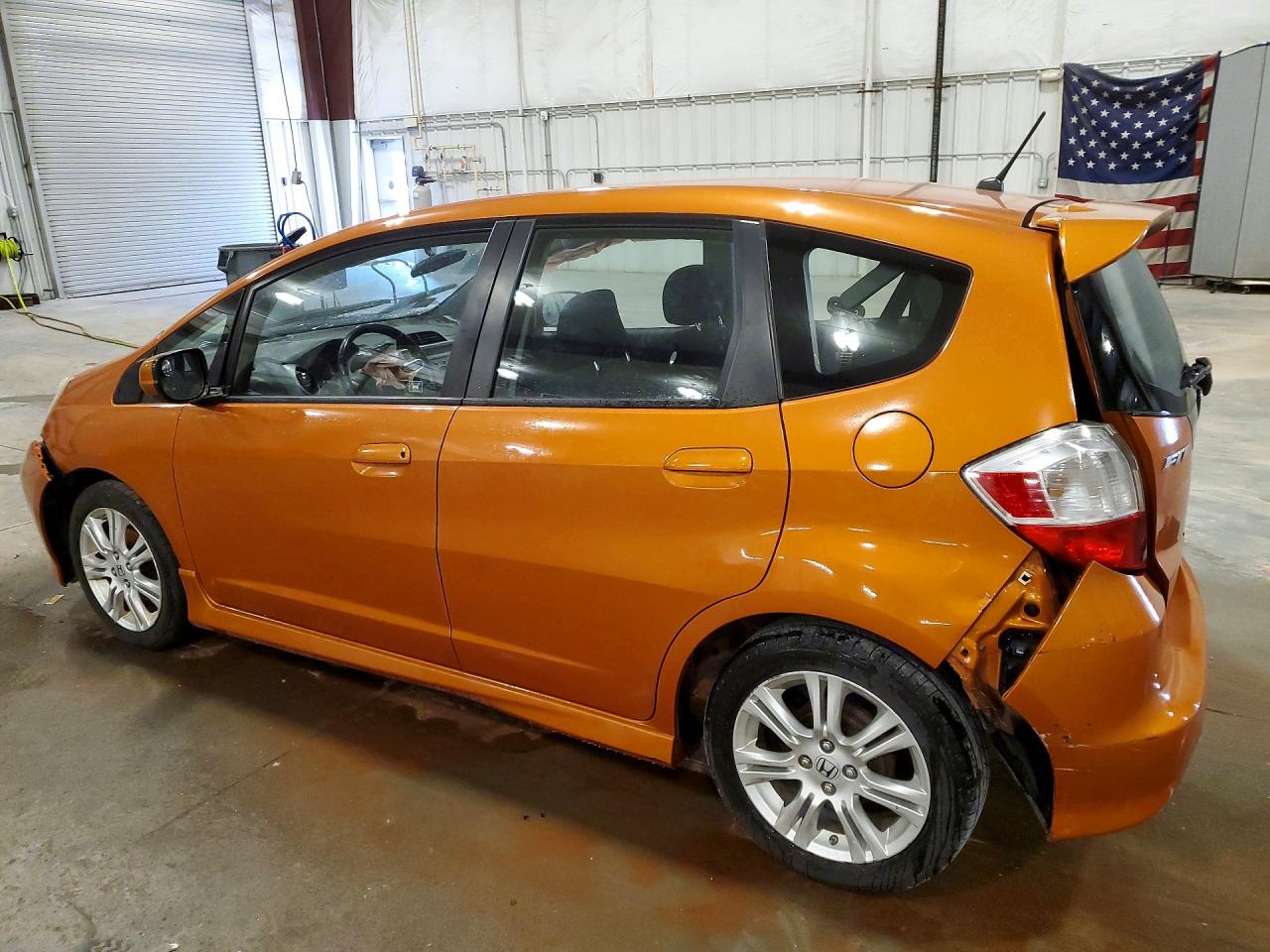 2011 Honda Fit Sport Orange vin: JHMGE8H58BC009480