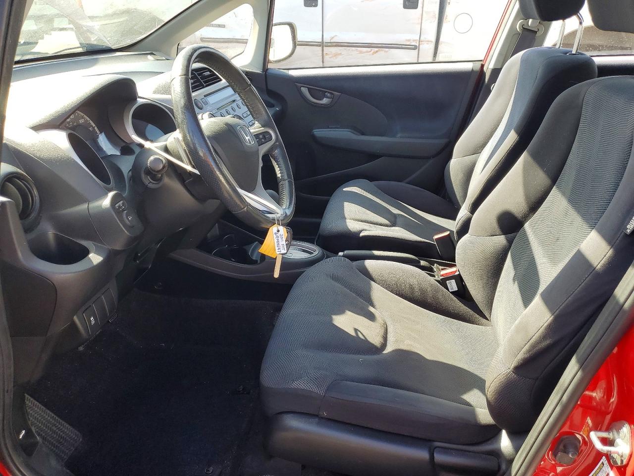 2011 Honda Fit Sport Red vin: JHMGE8H58BC011827