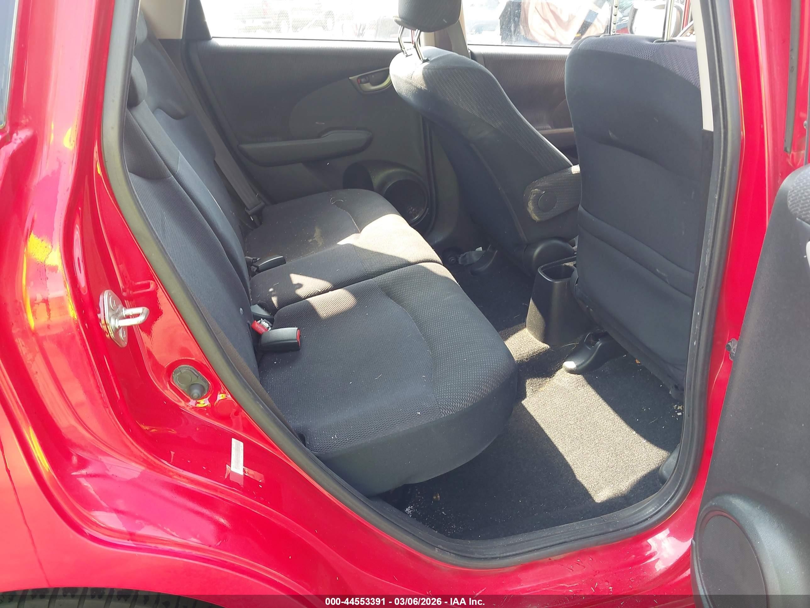 2012 Honda Fit Sport Red vin: JHMGE8H58CC014082