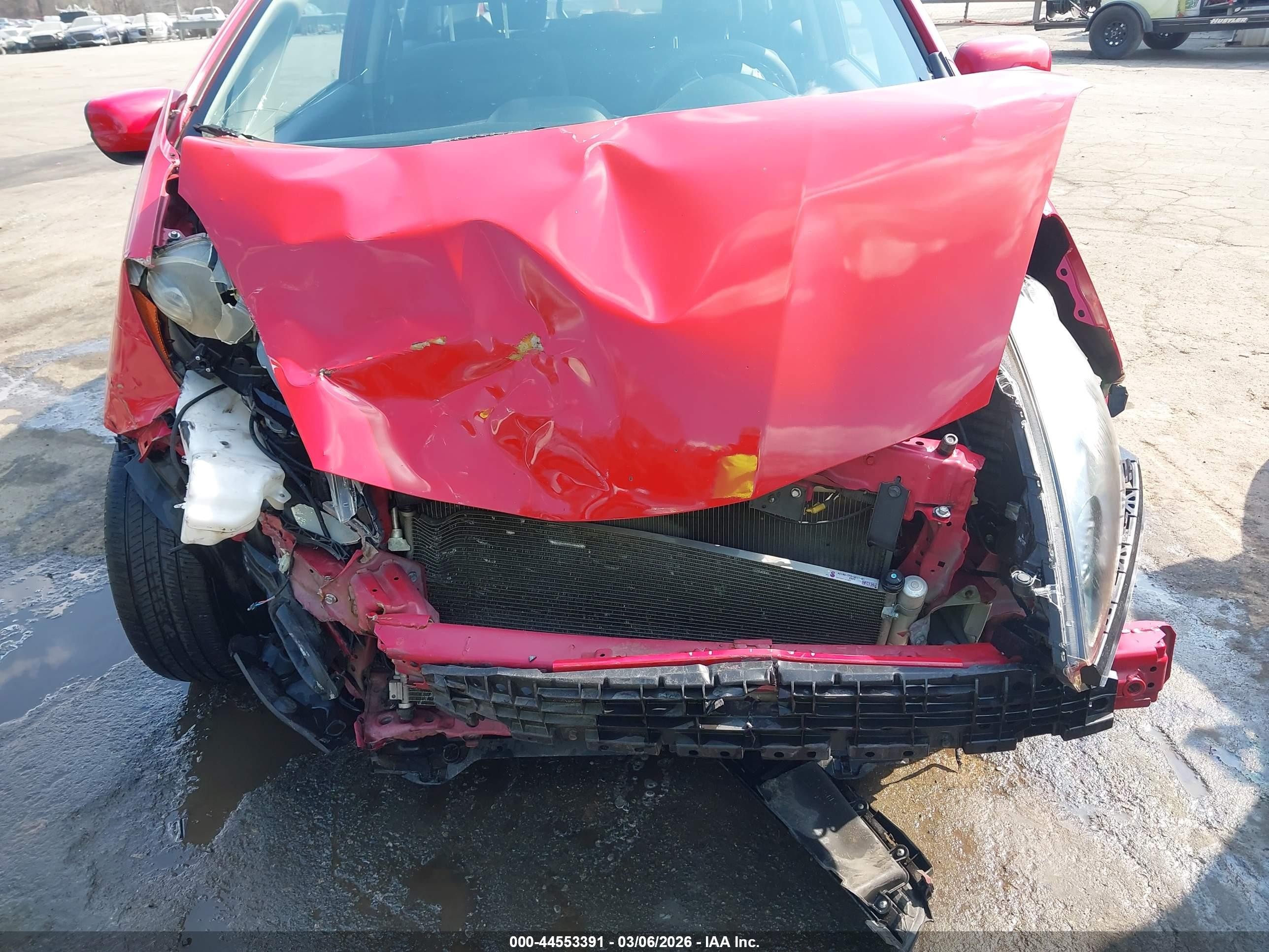 2012 Honda Fit Sport Red vin: JHMGE8H58CC014082
