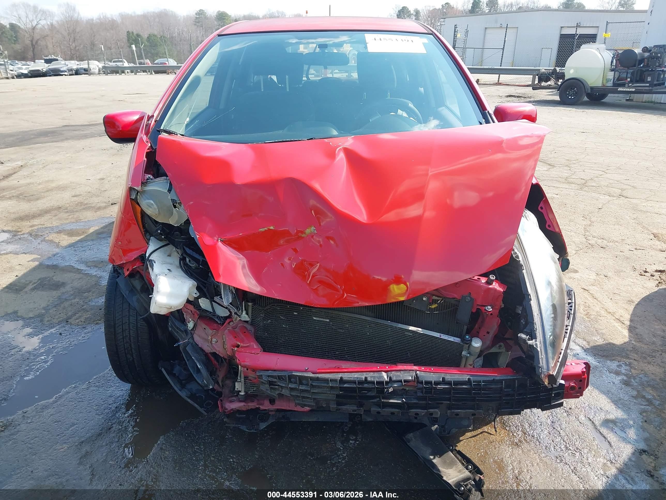 2012 Honda Fit Sport Red vin: JHMGE8H58CC014082