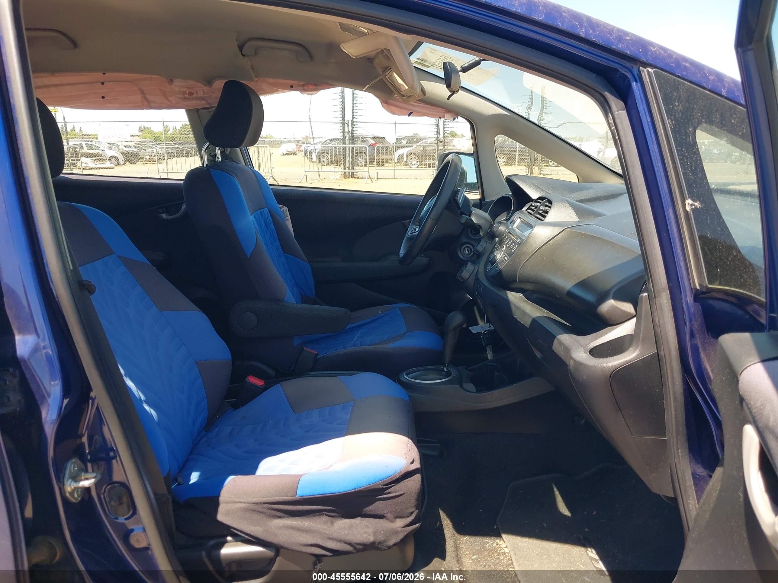 2012 Honda Fit Sport Blue vin: JHMGE8H58CC015636