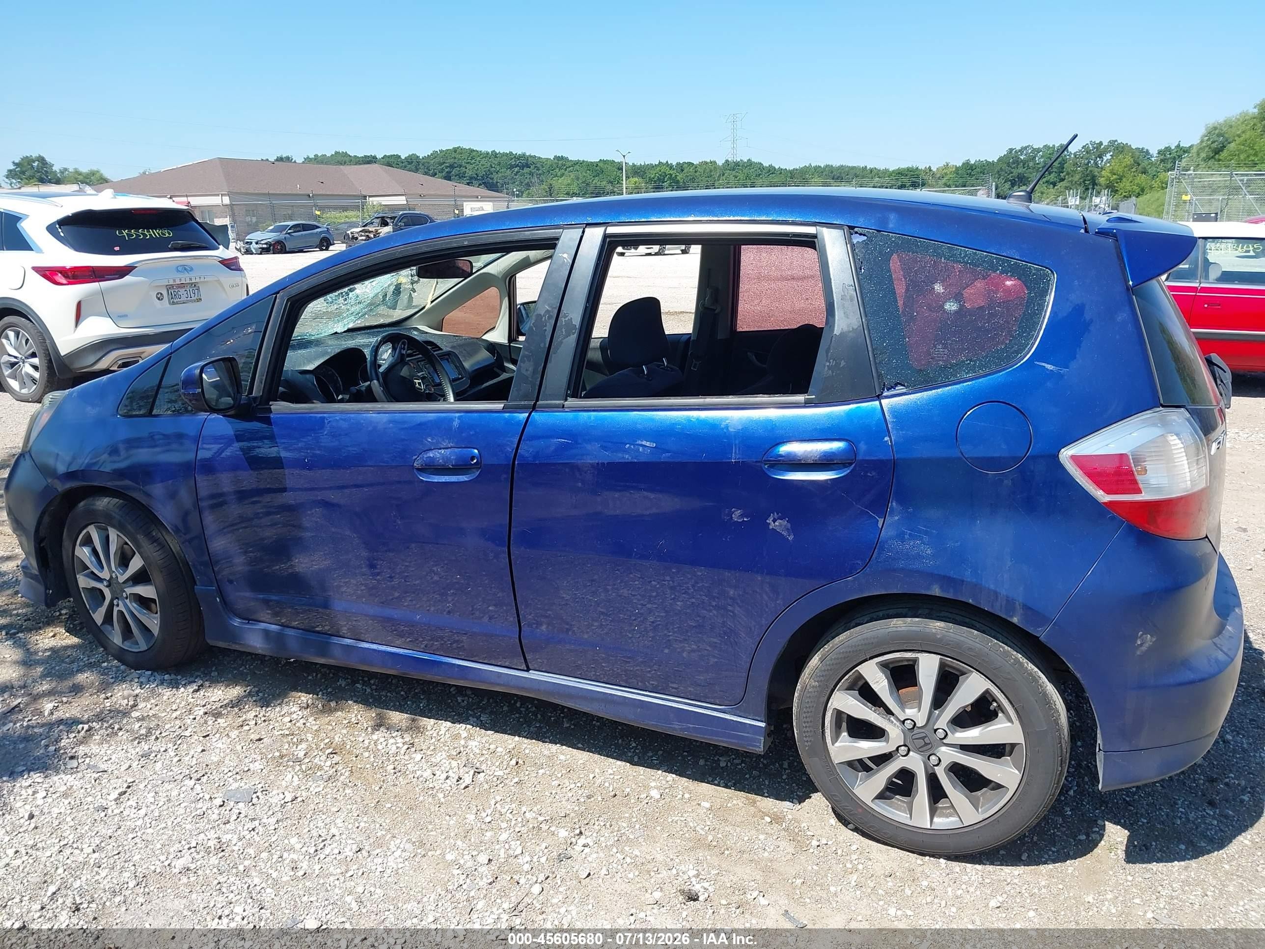 2012 Honda Fit Sport Blue vin: JHMGE8H58CC020285
