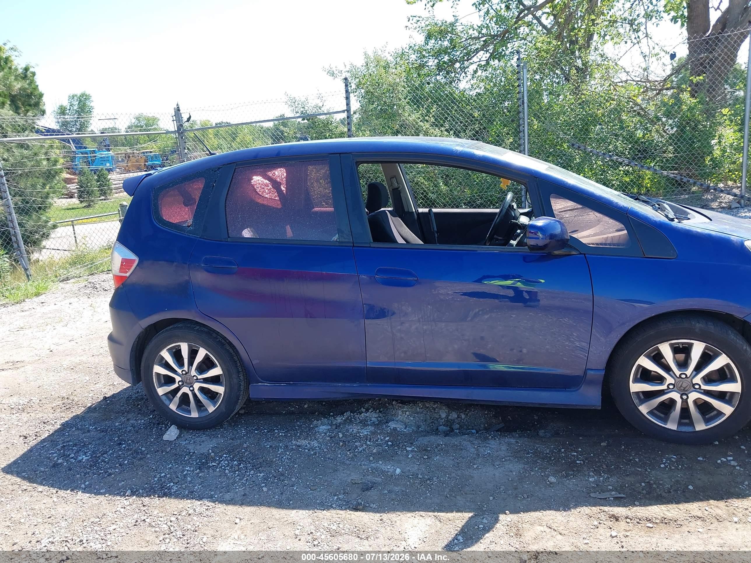 2012 Honda Fit Sport Blue vin: JHMGE8H58CC020285