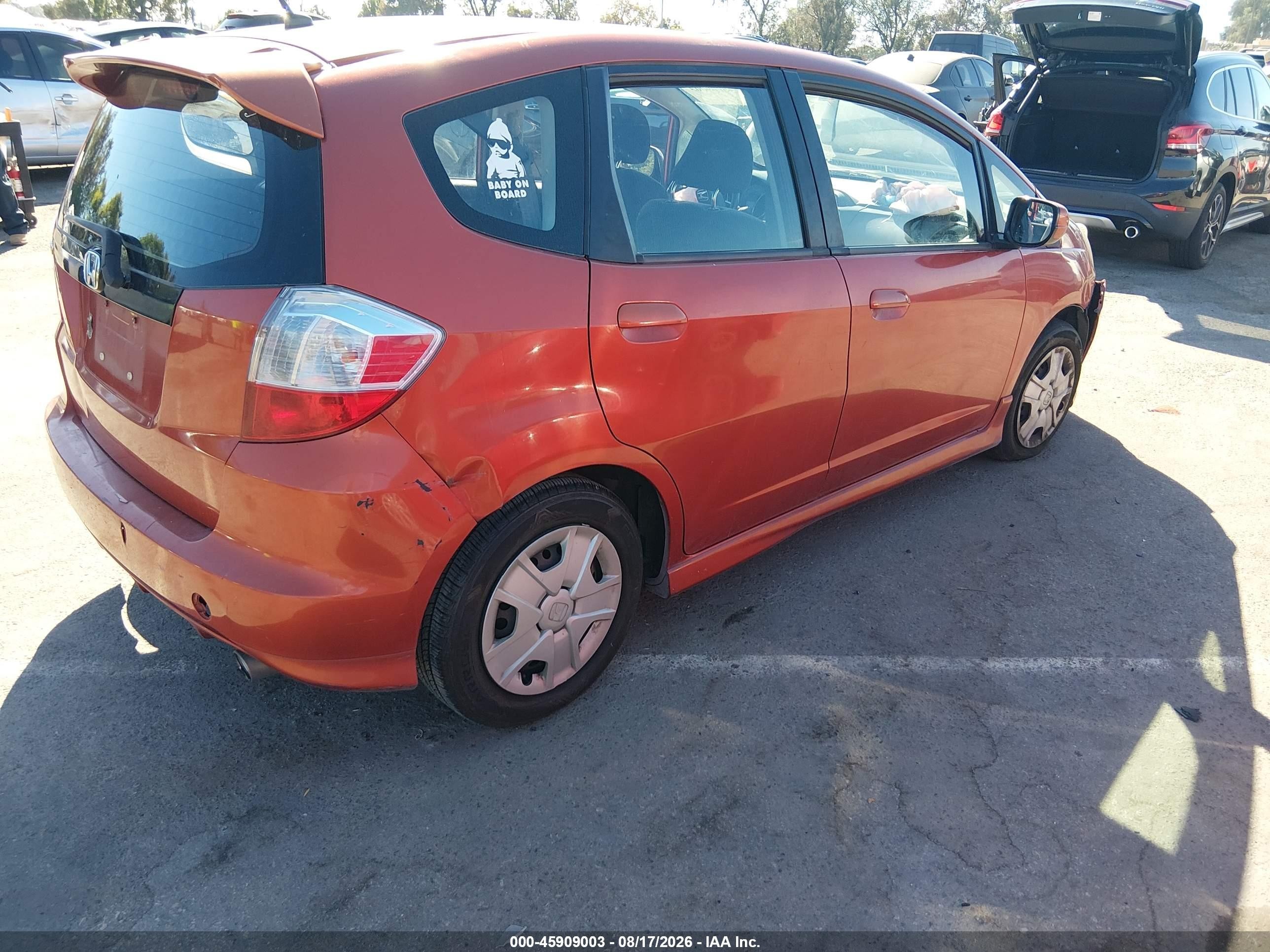 2012 Honda Fit Sport Orange vin: JHMGE8H58CC027947