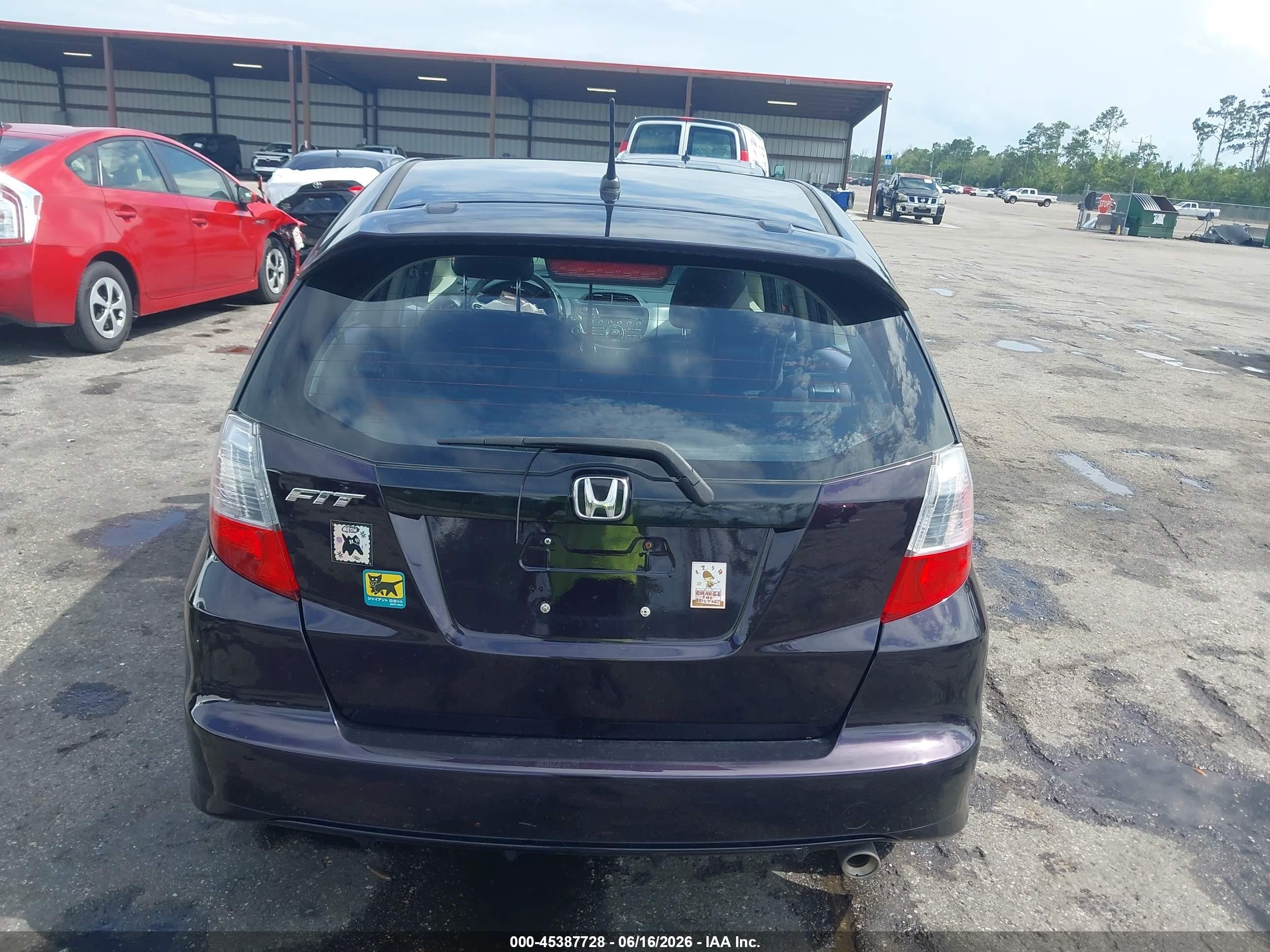 2013 Honda Fit Sport Фиолетовый vin: JHMGE8H58DC001608