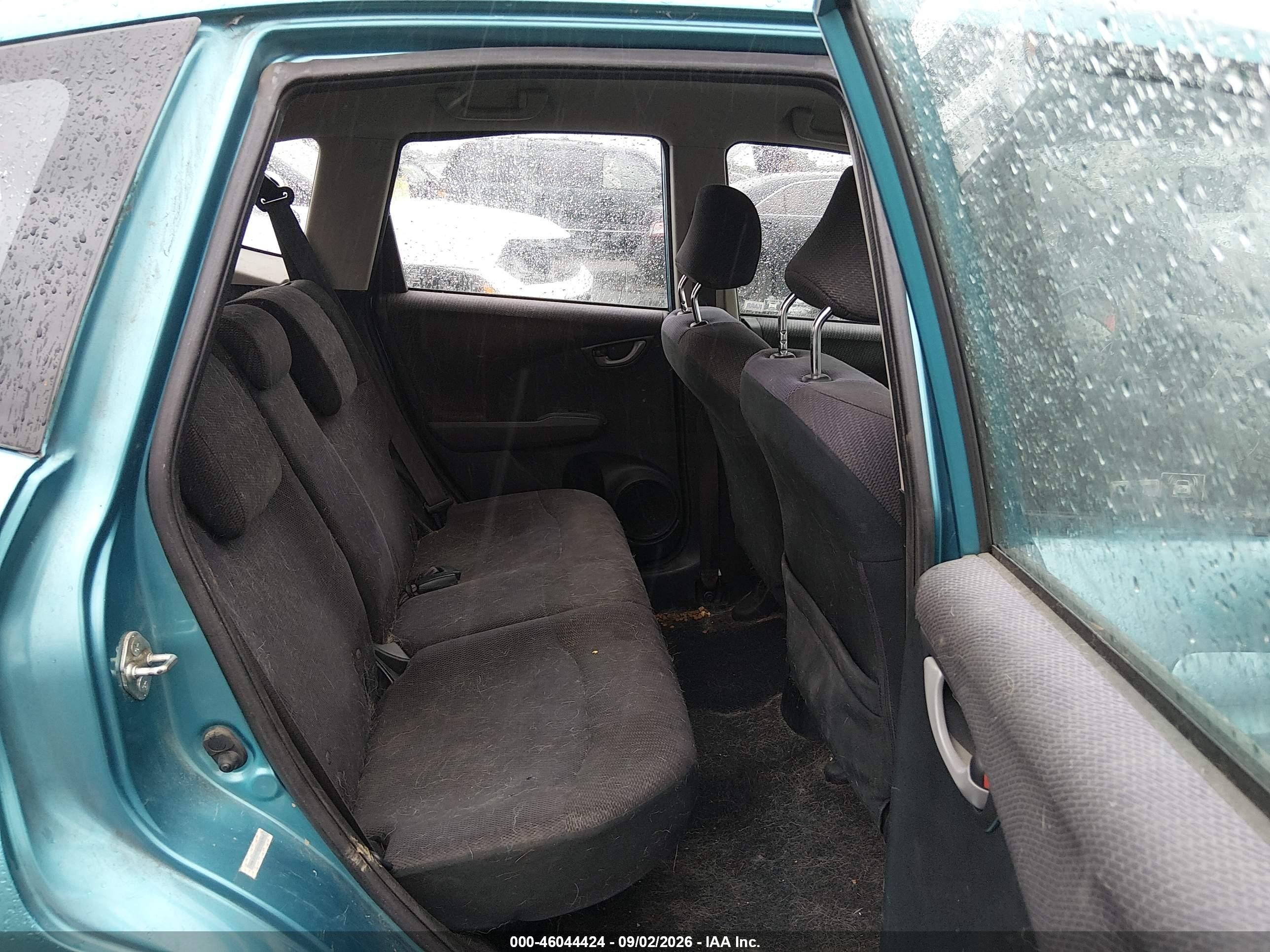 2013 Honda Fit Sport Teal vin: JHMGE8H58DC006985