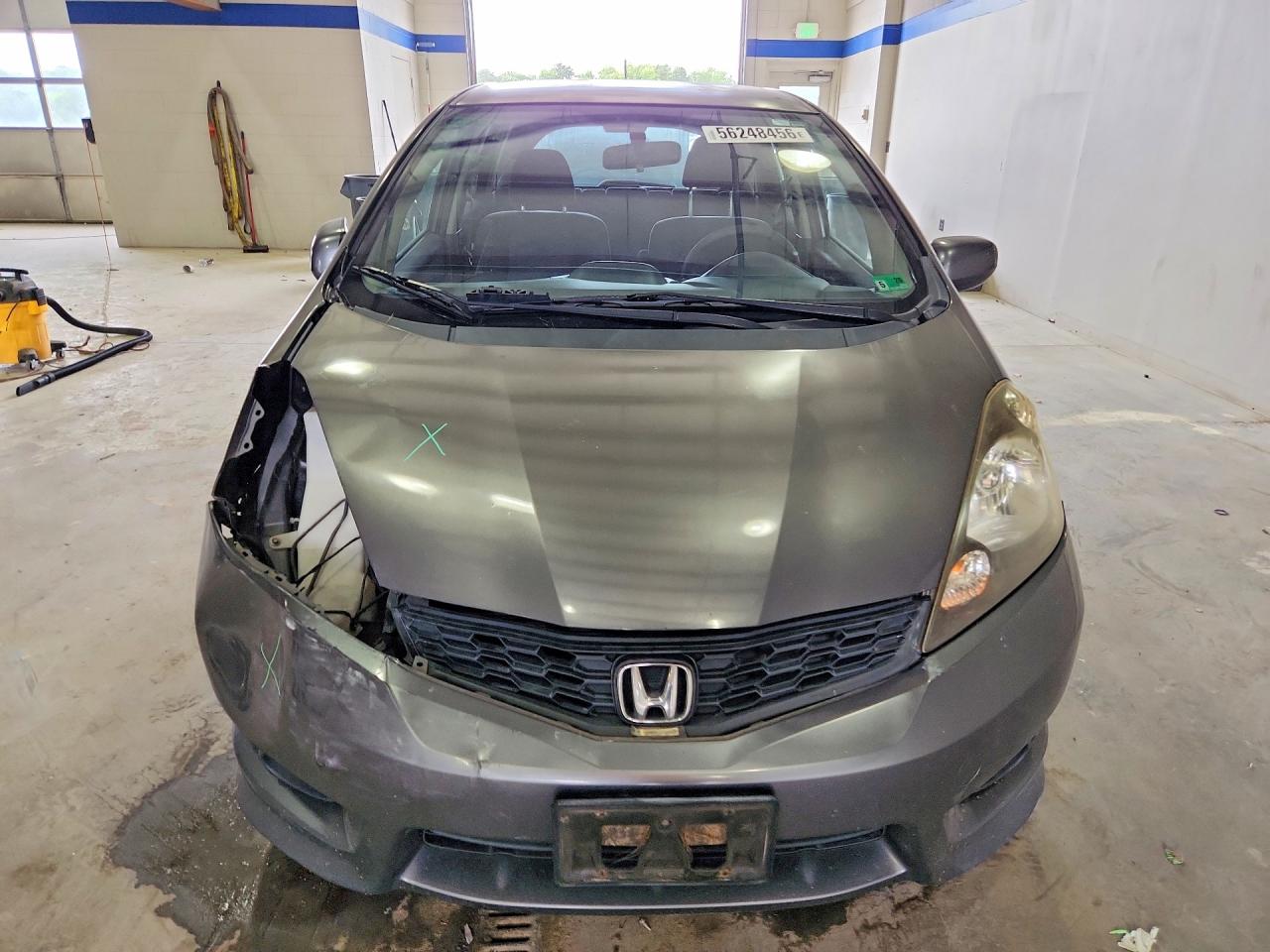 2013 Honda Fit Sport Gray vin: JHMGE8H58DC021468