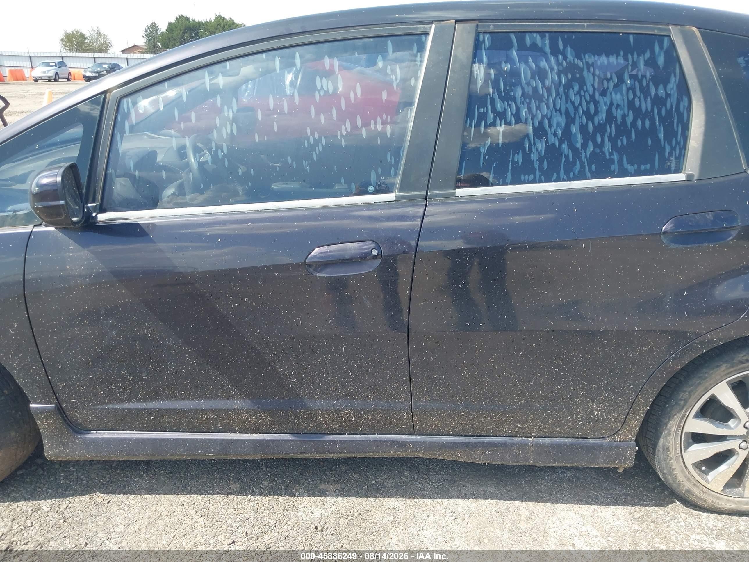 2013 Honda Fit Sport Purple vin: JHMGE8H58DC062957