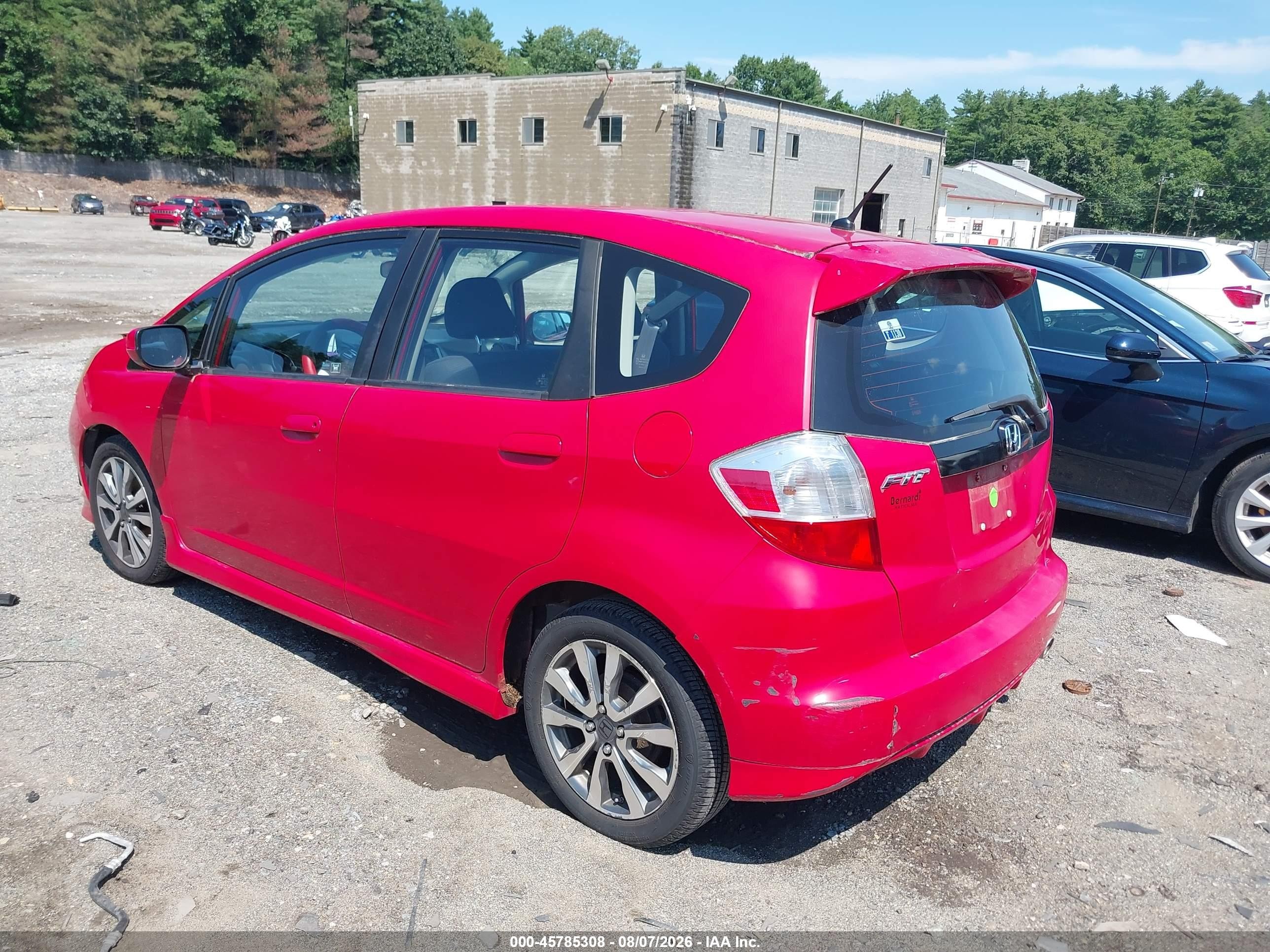 2013 Honda Fit Sport Red vin: JHMGE8H58DC073098