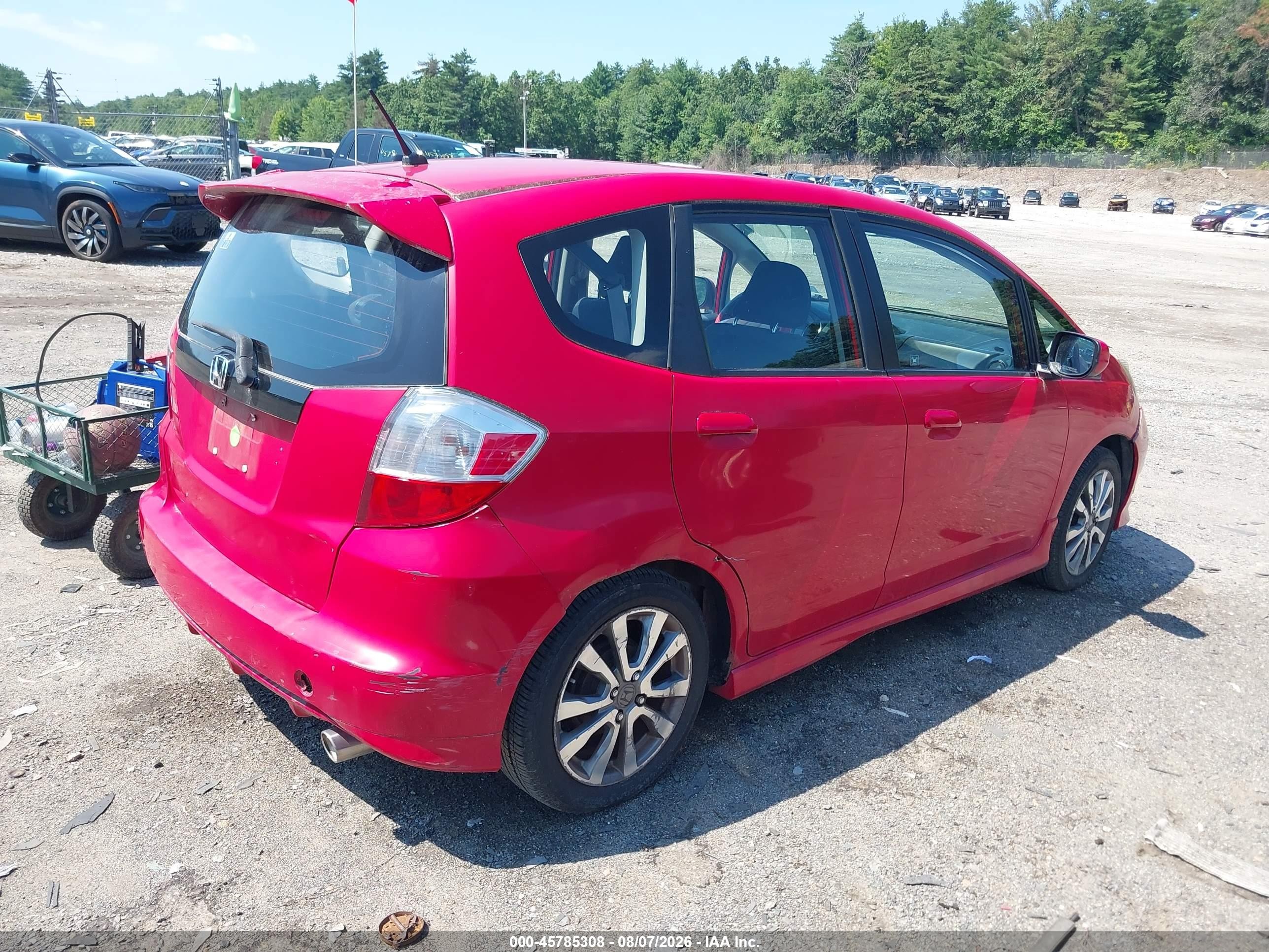 2013 Honda Fit Sport Red vin: JHMGE8H58DC073098