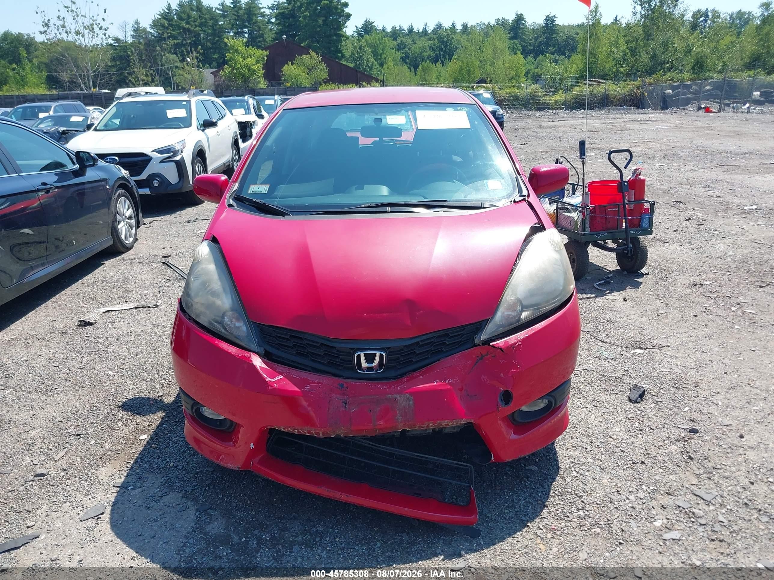 2013 Honda Fit Sport Red vin: JHMGE8H58DC073098