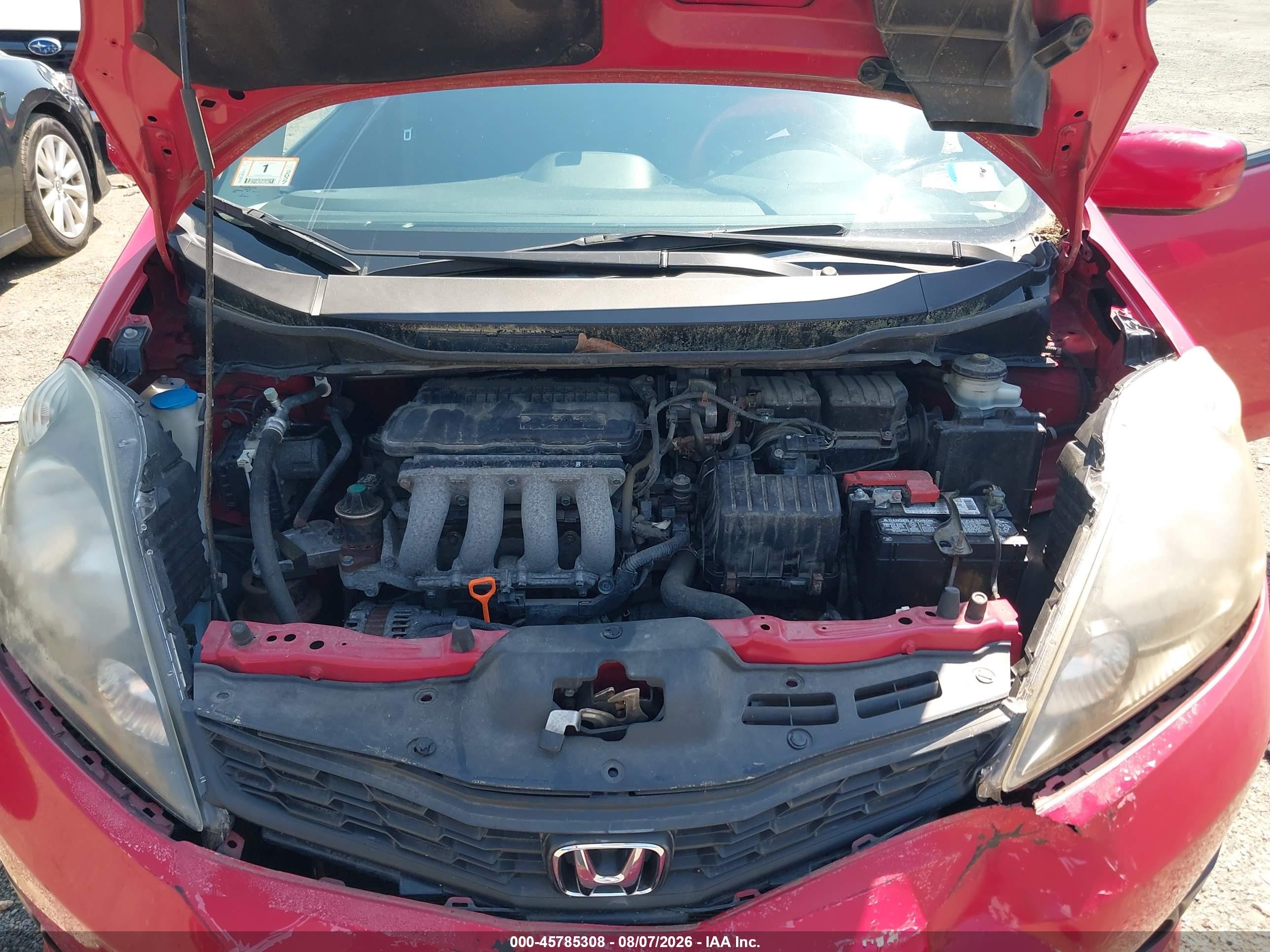 2013 Honda Fit Sport Red vin: JHMGE8H58DC073098