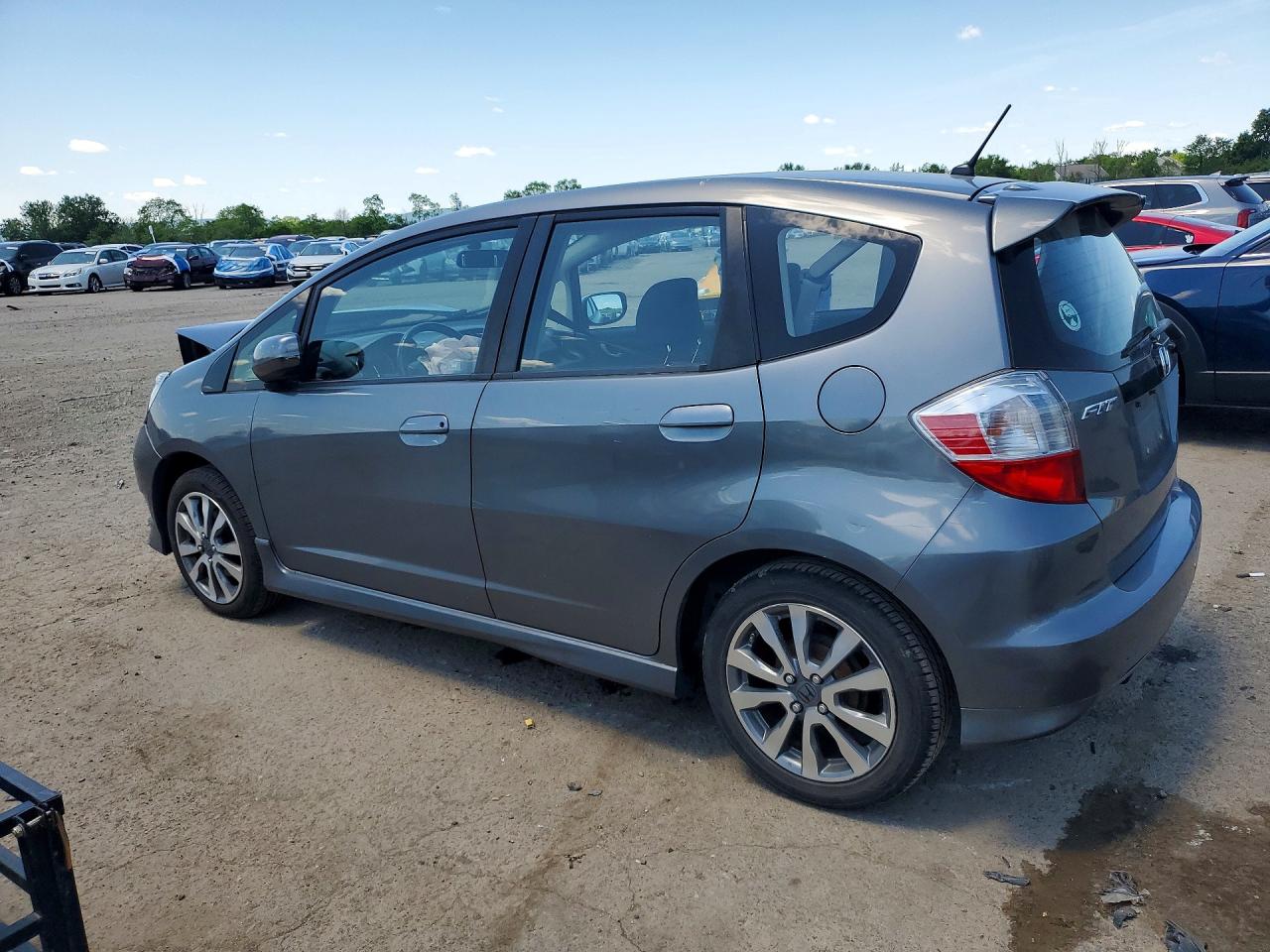 2013 Honda Fit Sport Gray vin: JHMGE8H58DC077202