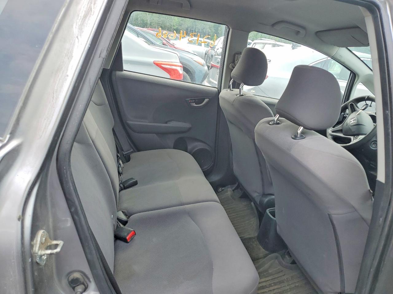 2010 Honda Fit Lx Серый vin: JHMGE8H59AS800976