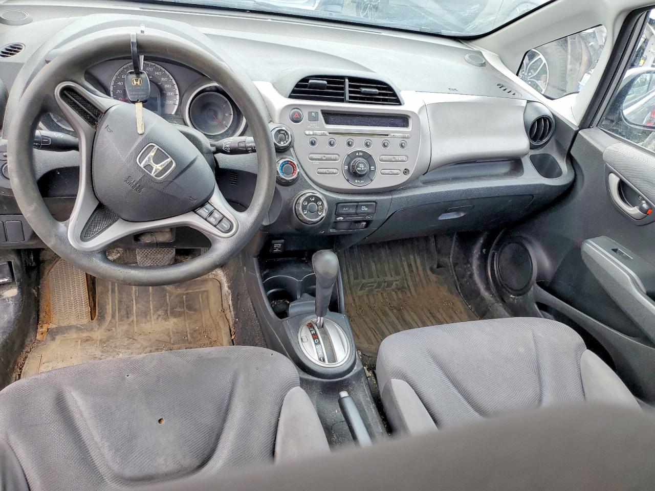 2010 Honda Fit Lx Серый vin: JHMGE8H59AS800976