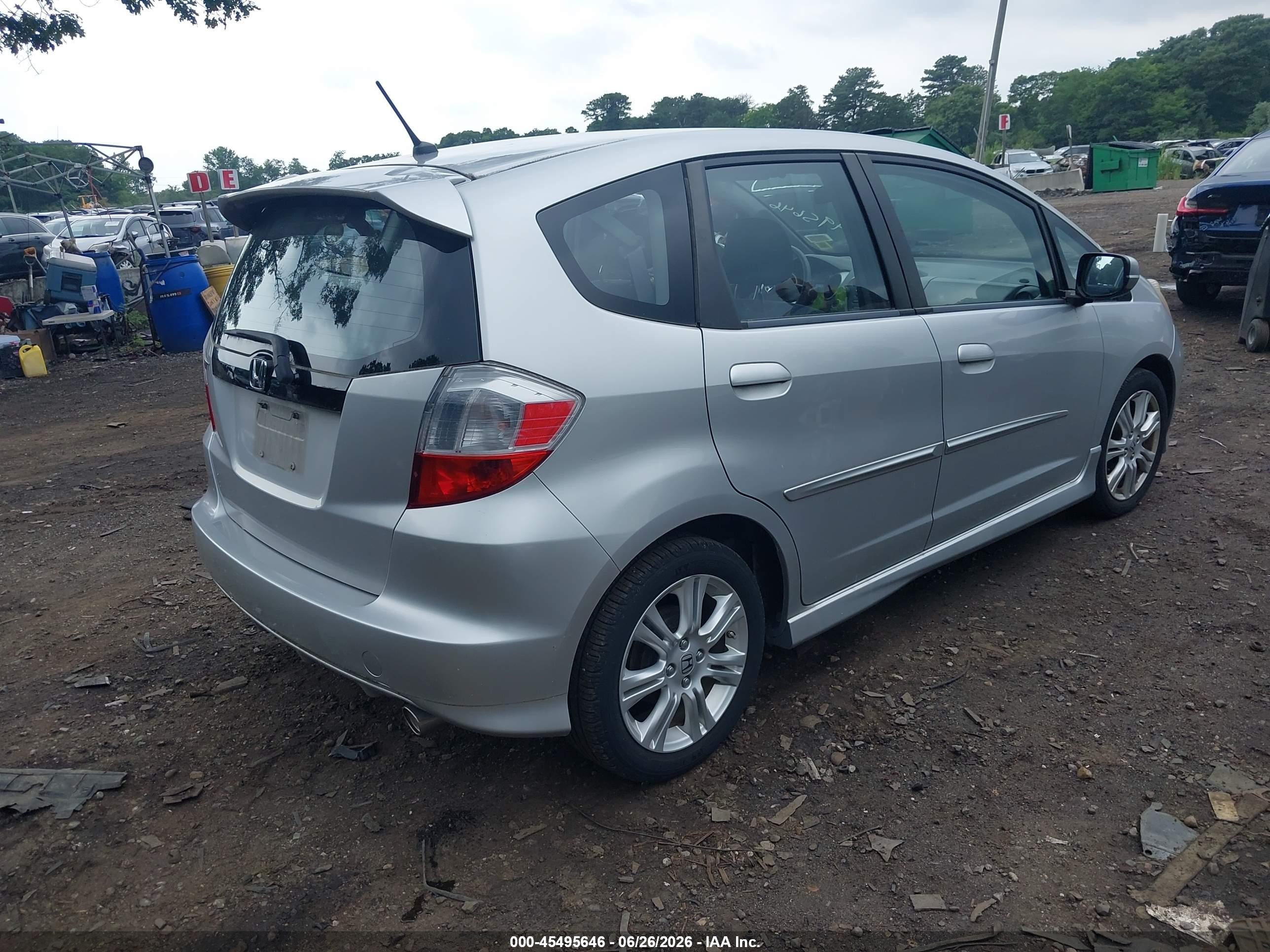 2011 Honda Fit Sport Silver vin: JHMGE8H59BC017037