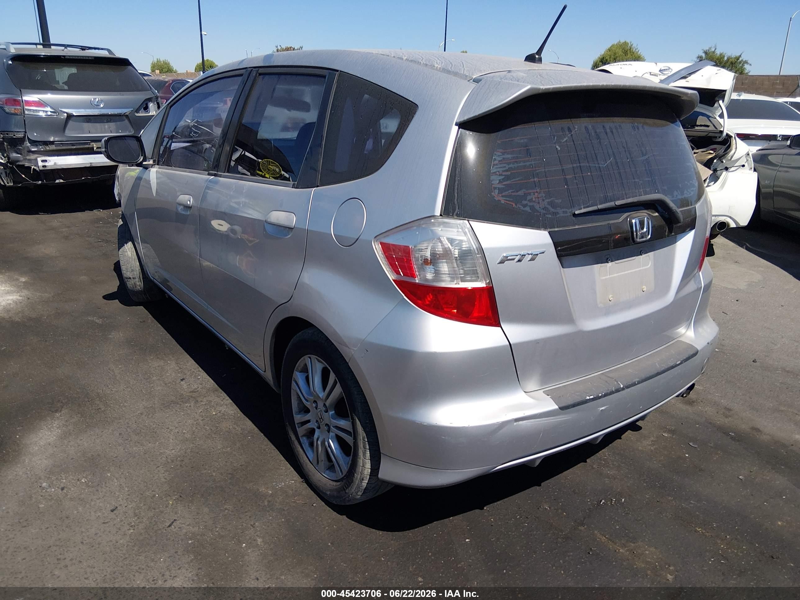 2011 Honda Fit Sport Silver vin: JHMGE8H59BC017720