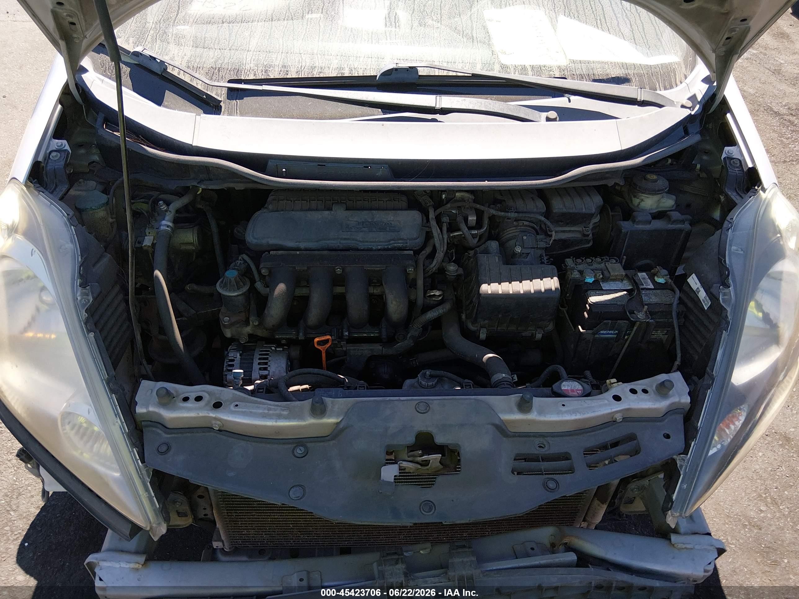 2011 Honda Fit Sport Silver vin: JHMGE8H59BC017720