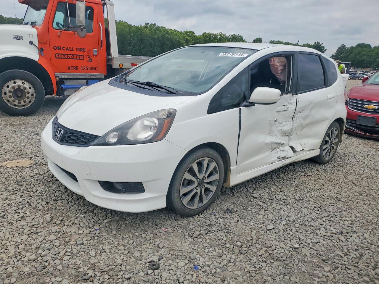 2012 Honda Fit Sport White vin: JHMGE8H59CC017931