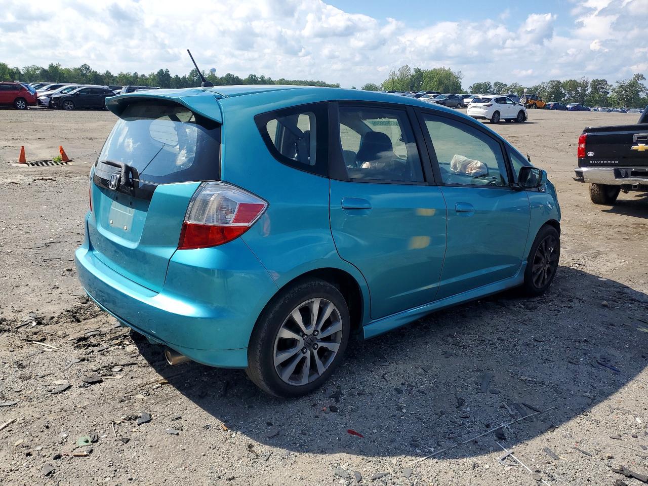 2013 Honda Fit Sport Turquoise vin: JHMGE8H59DC000970