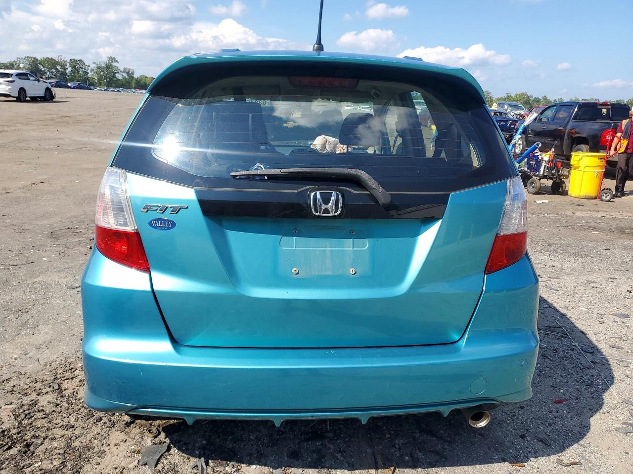 2013 Honda Fit Sport Turquoise vin: JHMGE8H59DC000970