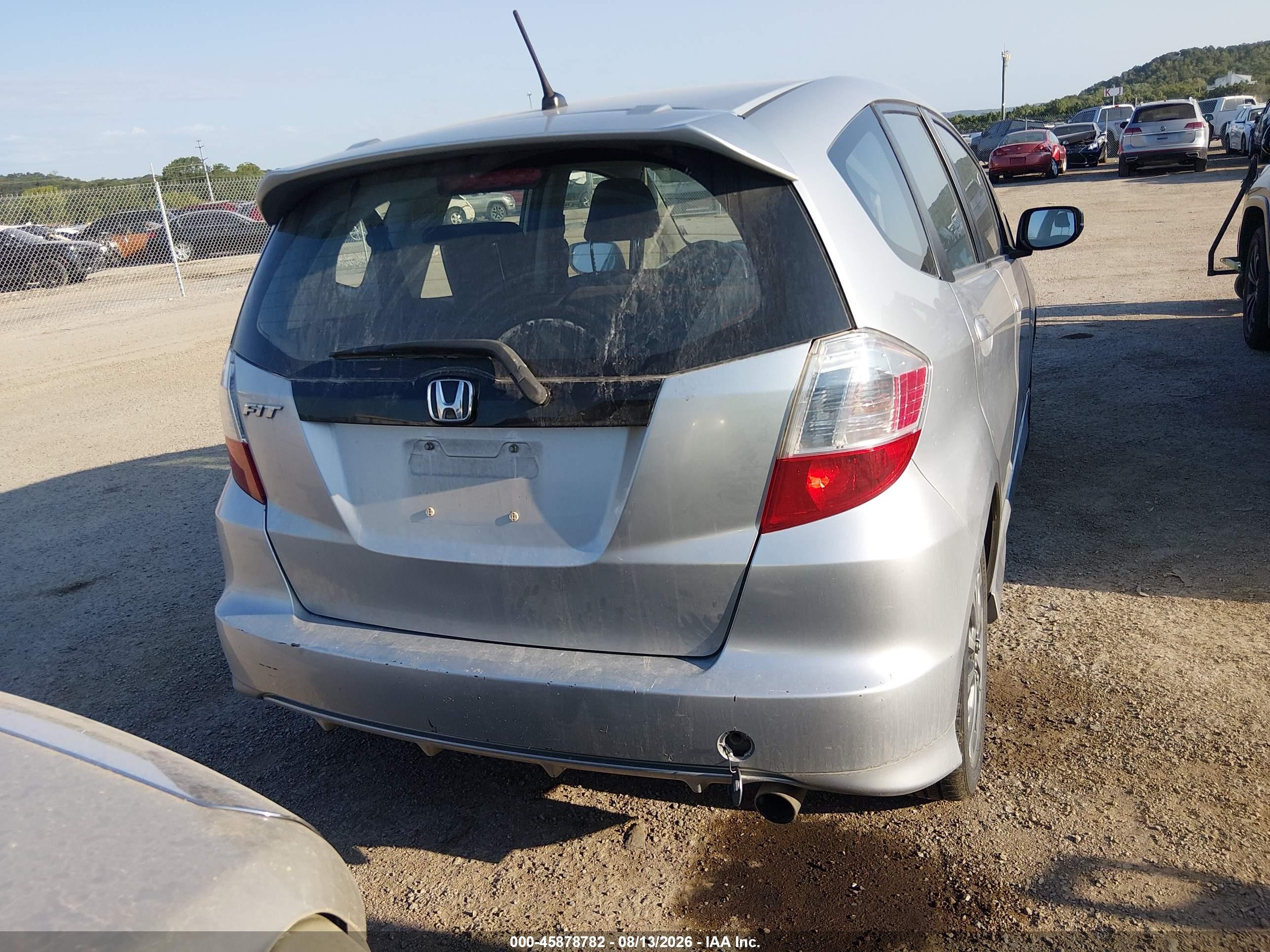 2013 Honda Fit Sport Silver vin: JHMGE8H59DC004257