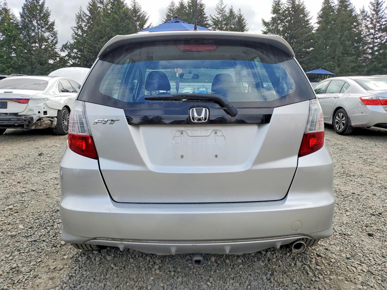 2013 Honda Fit Sport Silver vin: JHMGE8H59DC014660