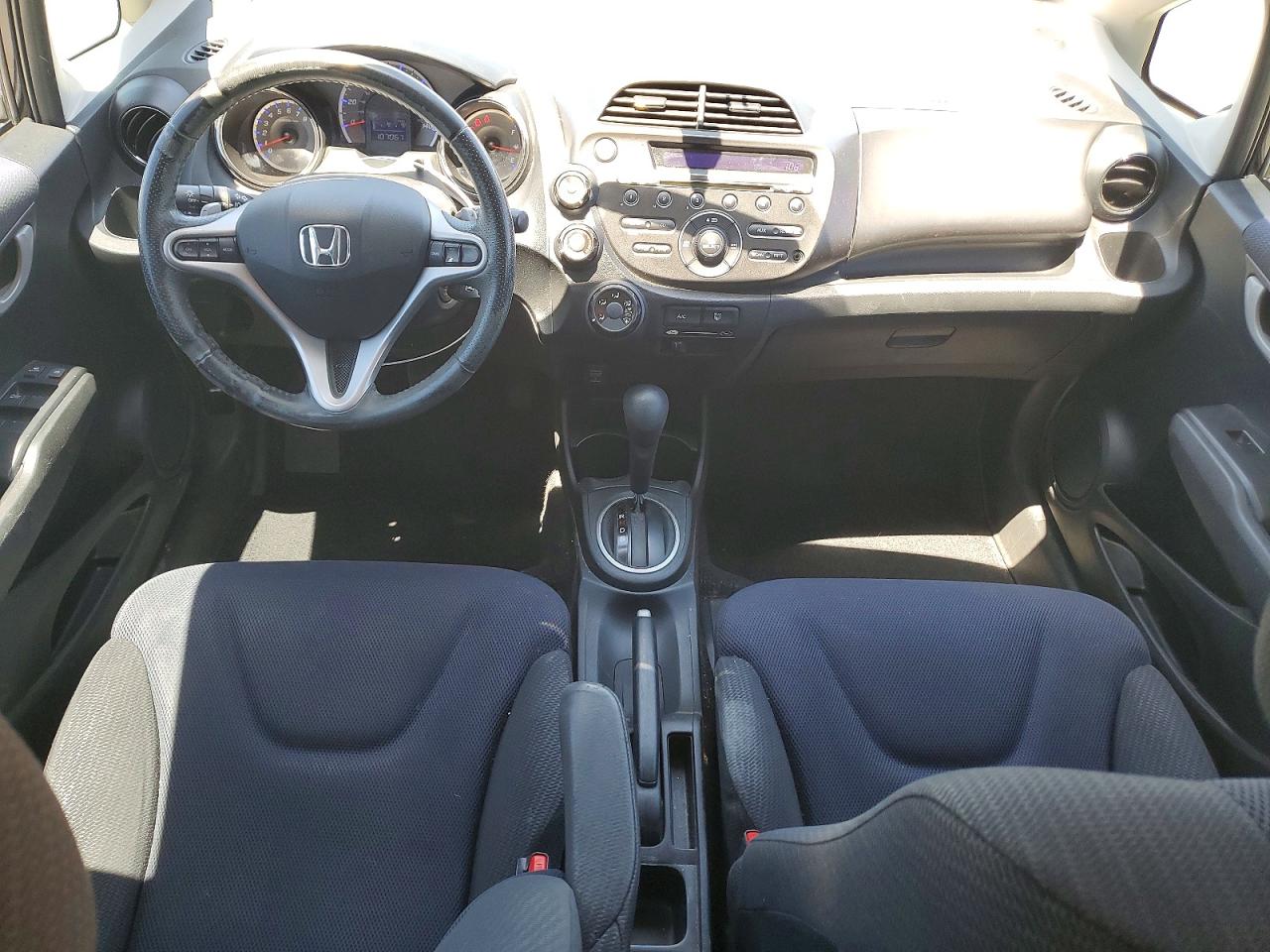 2013 Honda Fit Sport Фиолетовый vin: JHMGE8H59DC019552