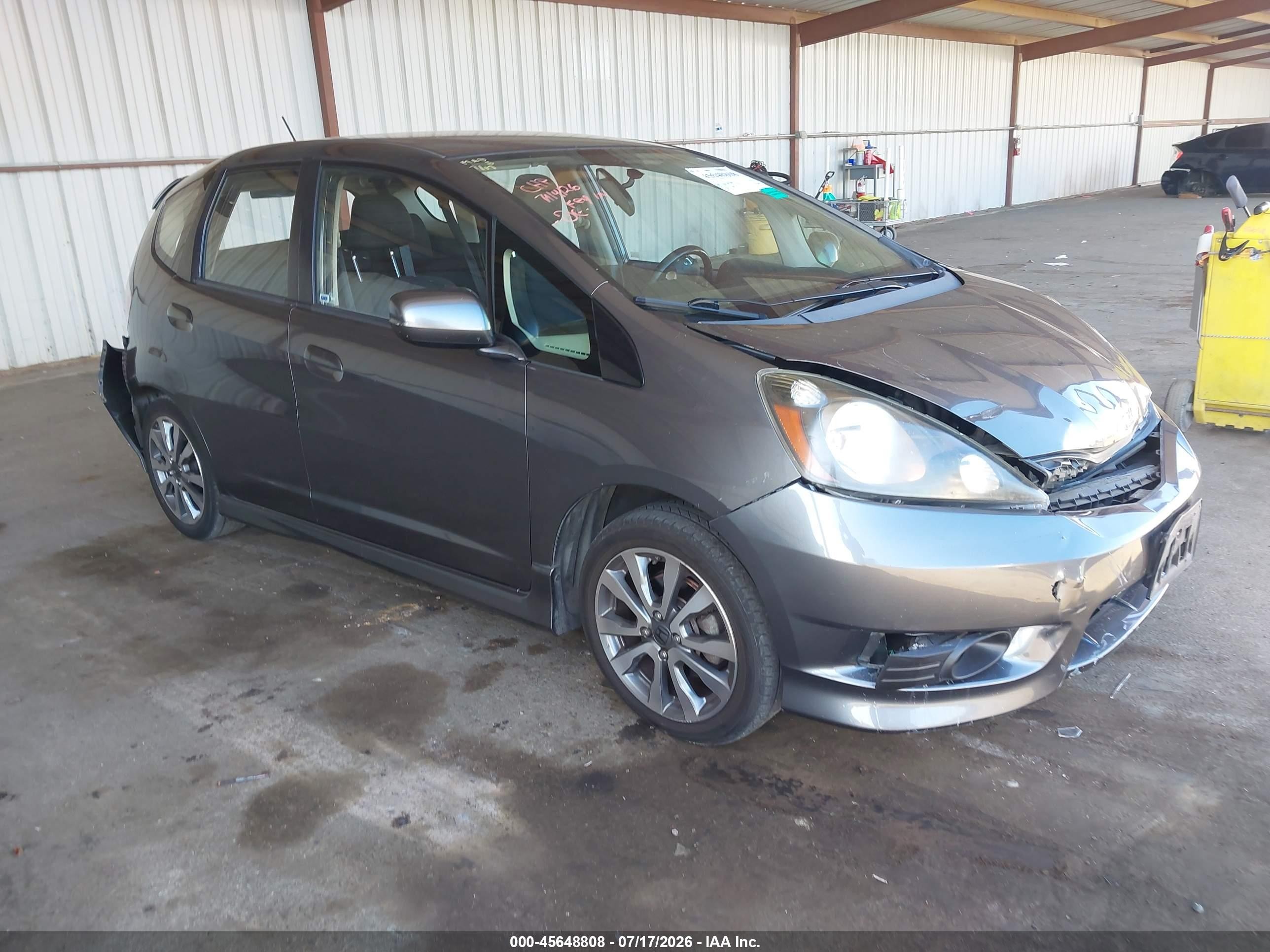 2013 Honda Fit Sport Gray vin: JHMGE8H59DC036464