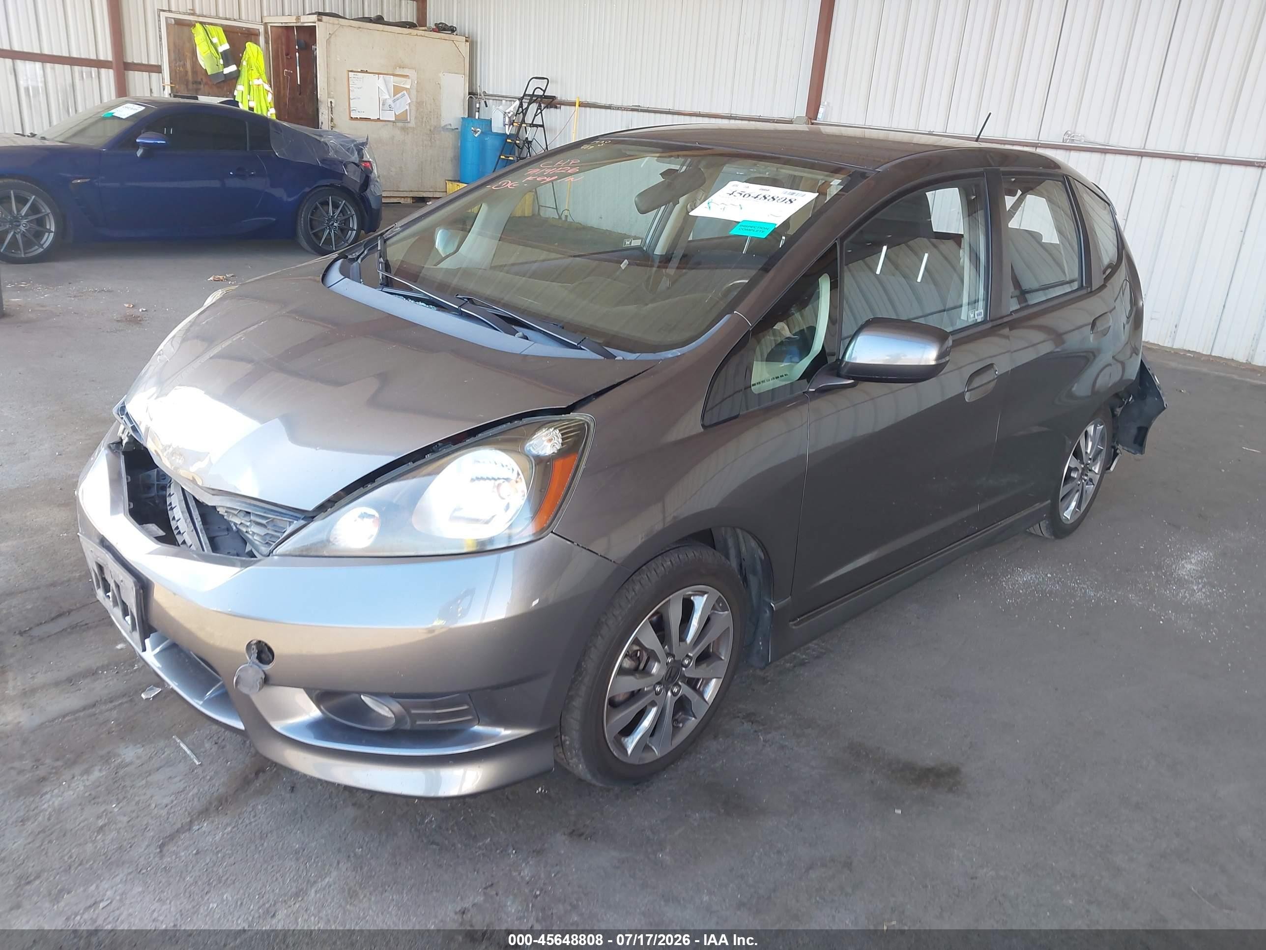 2013 Honda Fit Sport Gray vin: JHMGE8H59DC036464