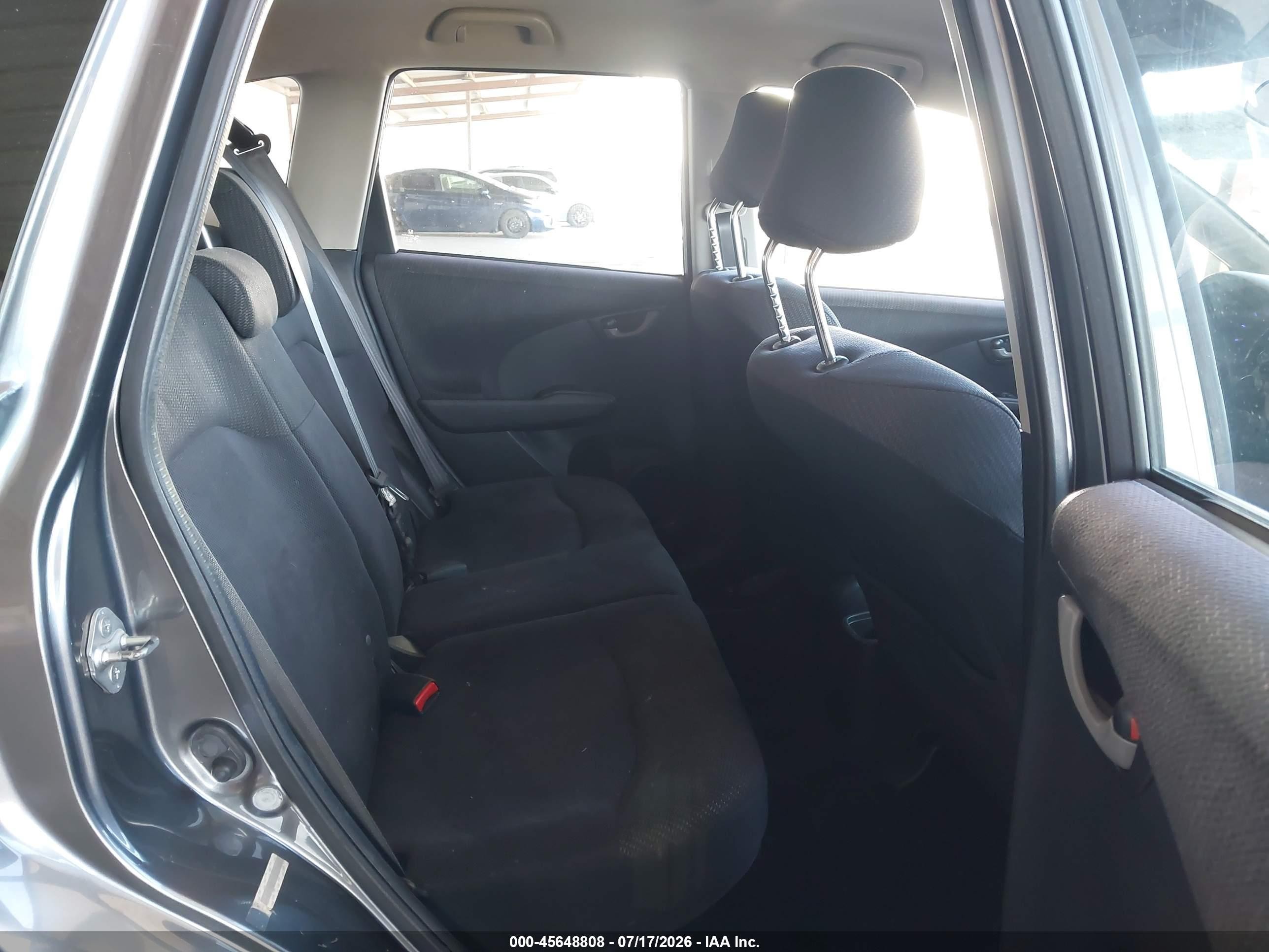 2013 Honda Fit Sport Gray vin: JHMGE8H59DC036464