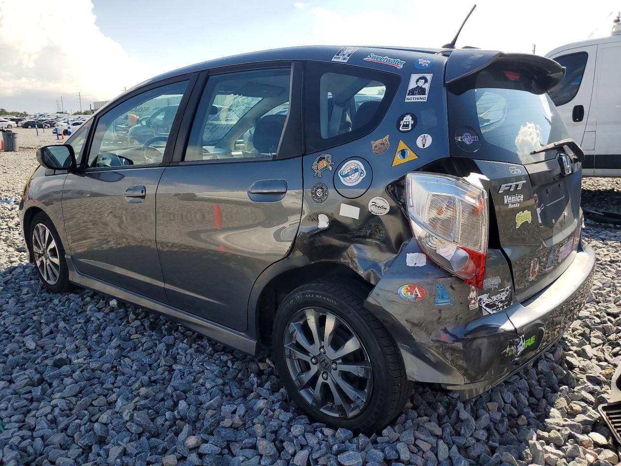 2013 Honda Fit Sport Gray vin: JHMGE8H59DC072770