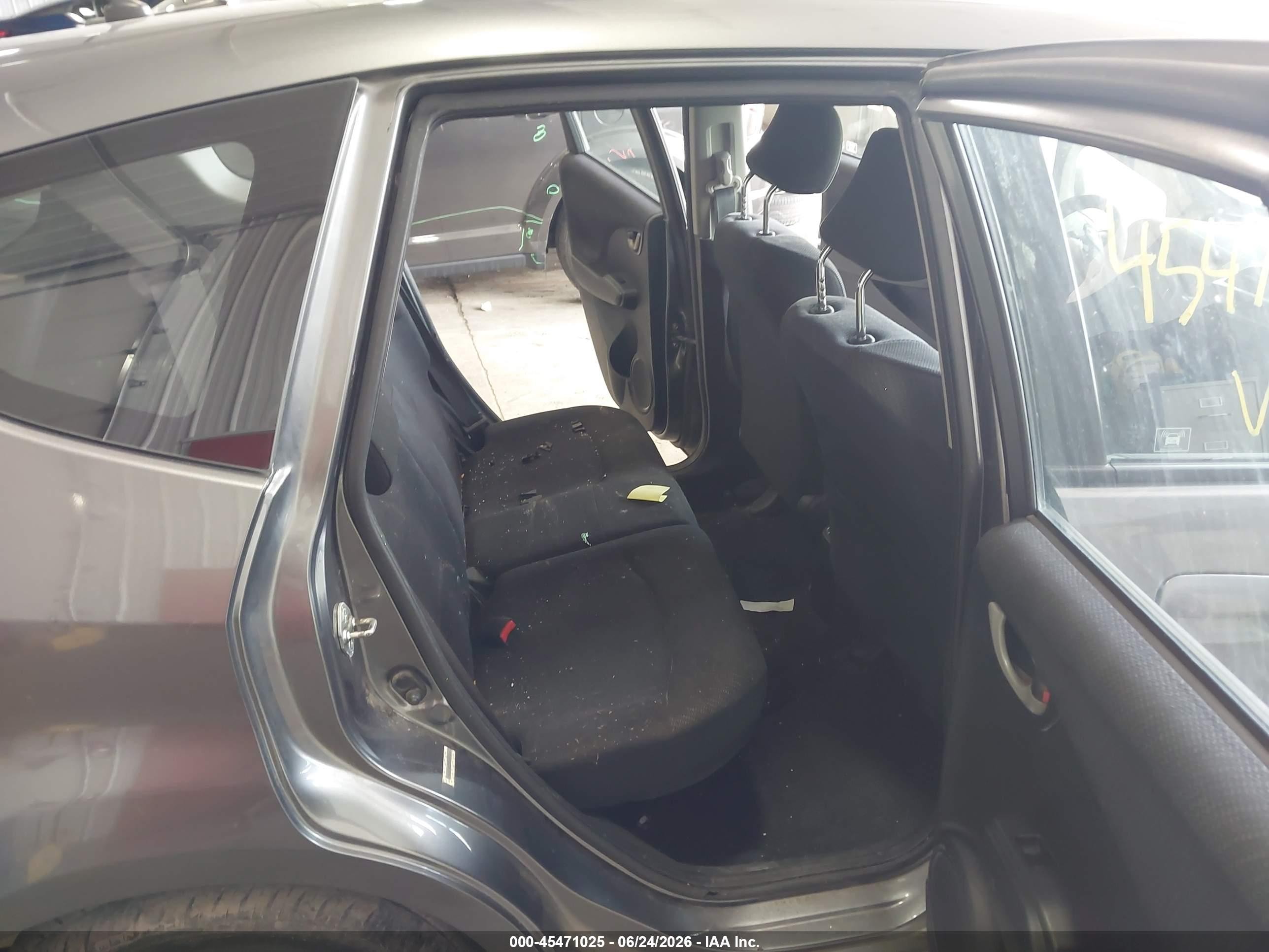 2013 Honda Fit Sport Gray vin: JHMGE8H59DC077886