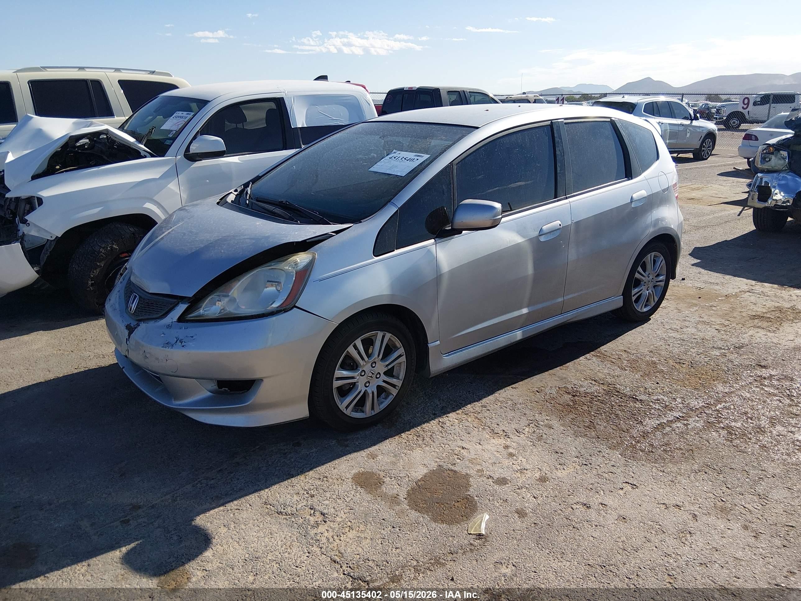 2011 Honda Fit Sport Silver vin: JHMGE8H5XBC011196